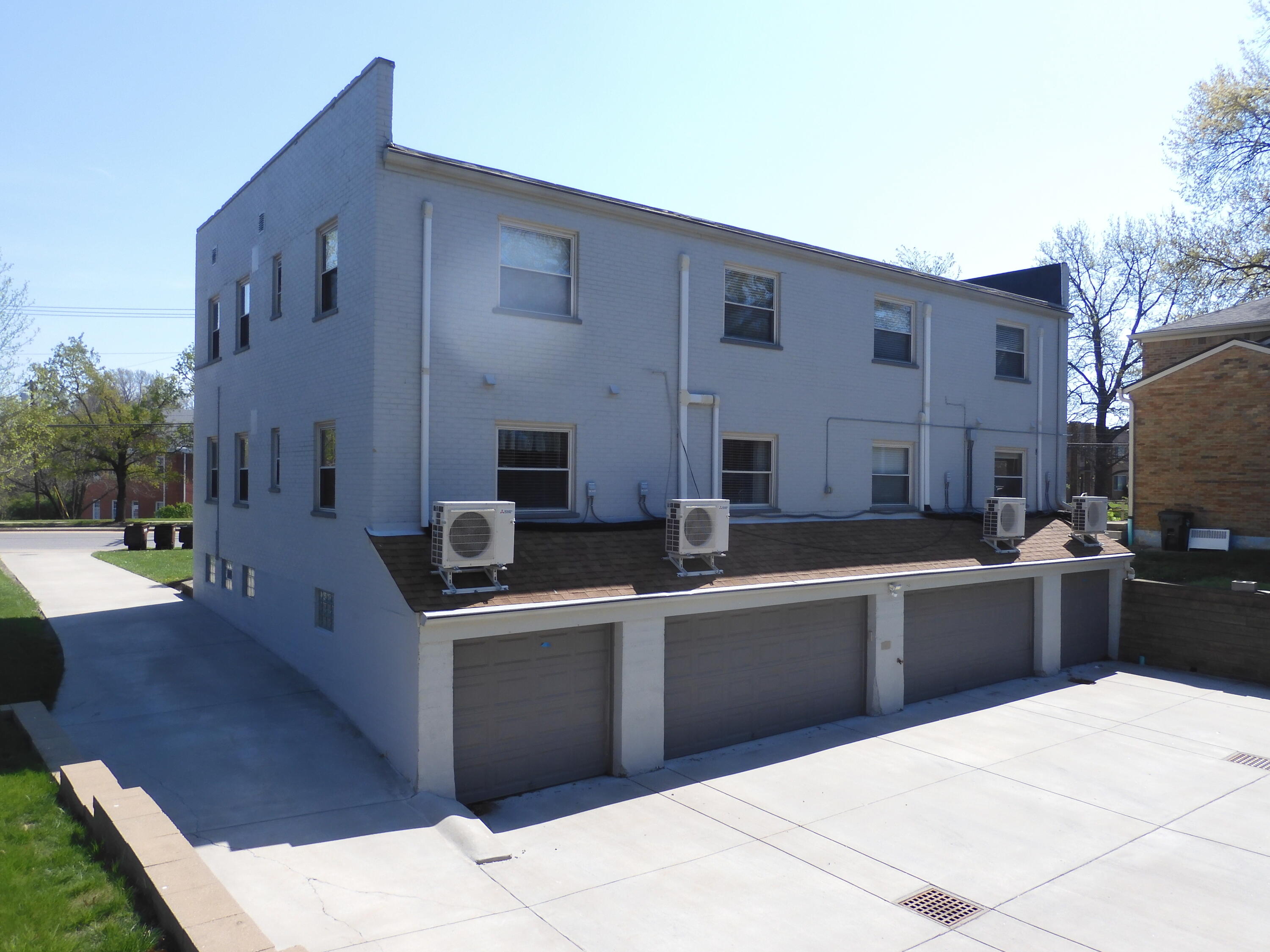 215 S Fort Thomas Avenue Property Photo 5