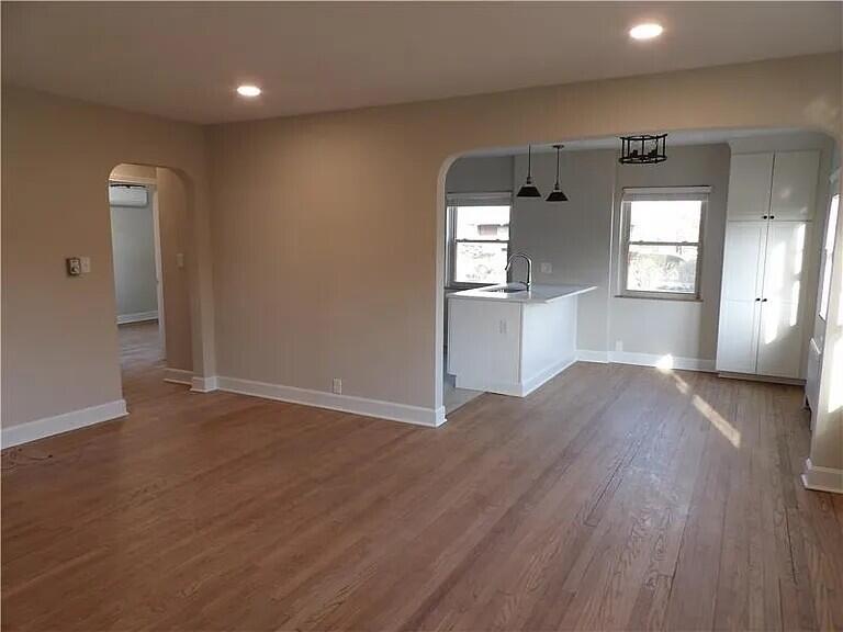 215 S Fort Thomas Avenue Property Photo 7