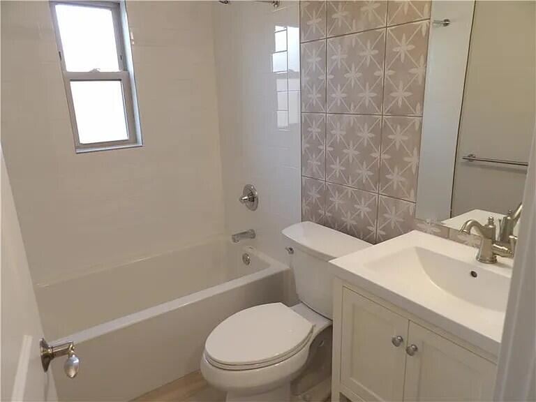 215 S Fort Thomas Avenue Property Photo 19