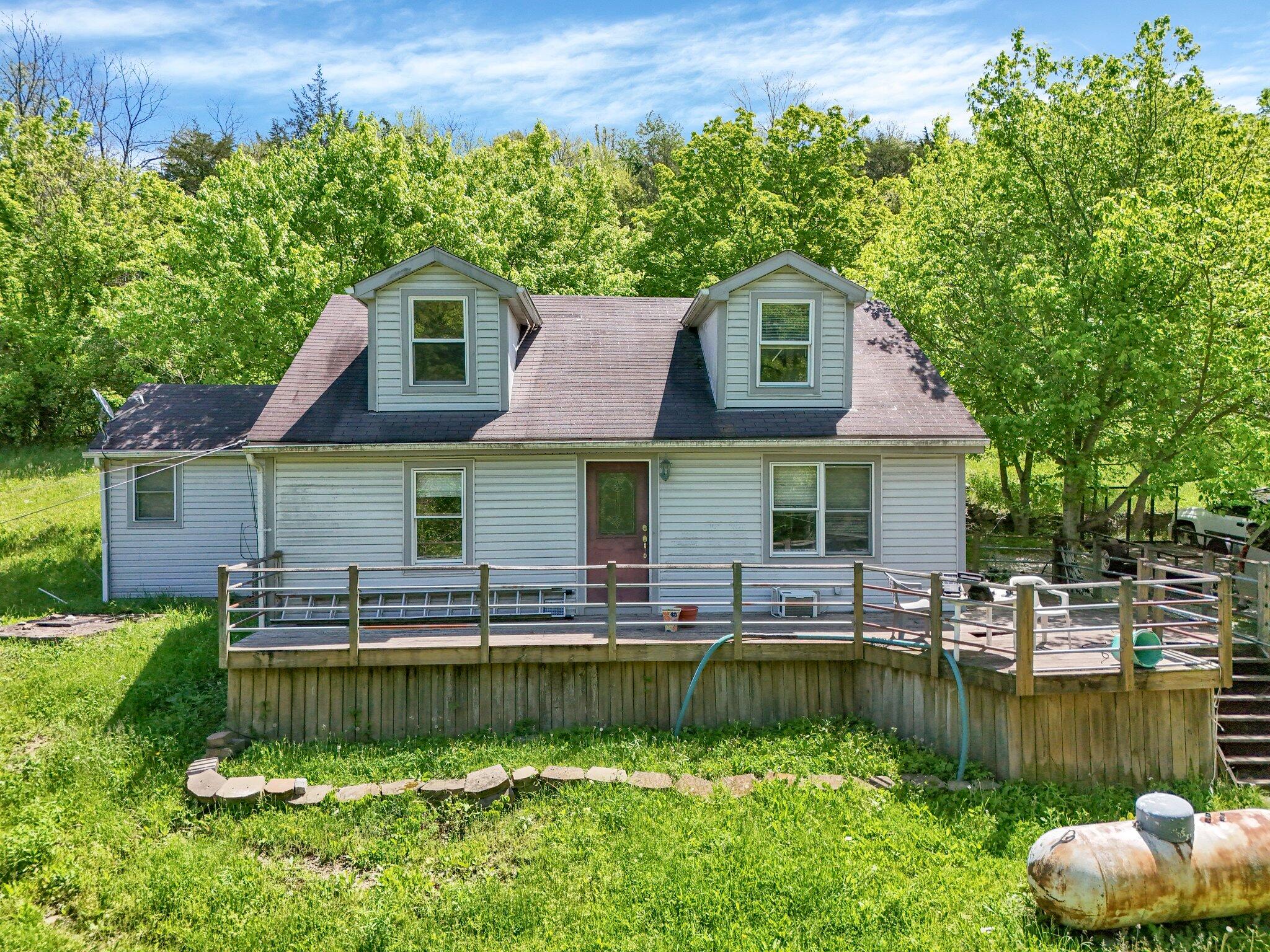 10061 Persimmon Grove Pike Property Photo 30