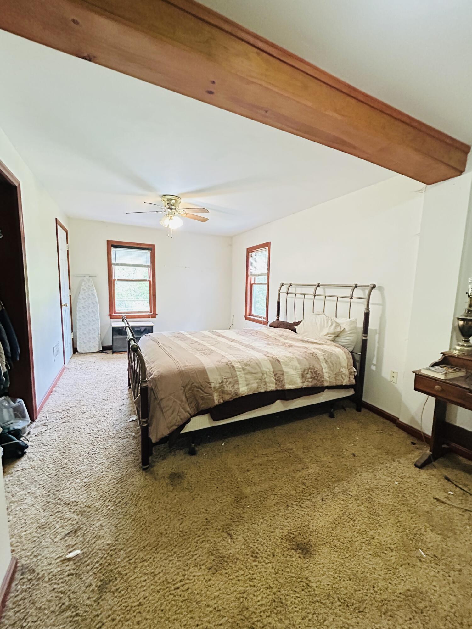 10061 Persimmon Grove Pike Property Photo 38