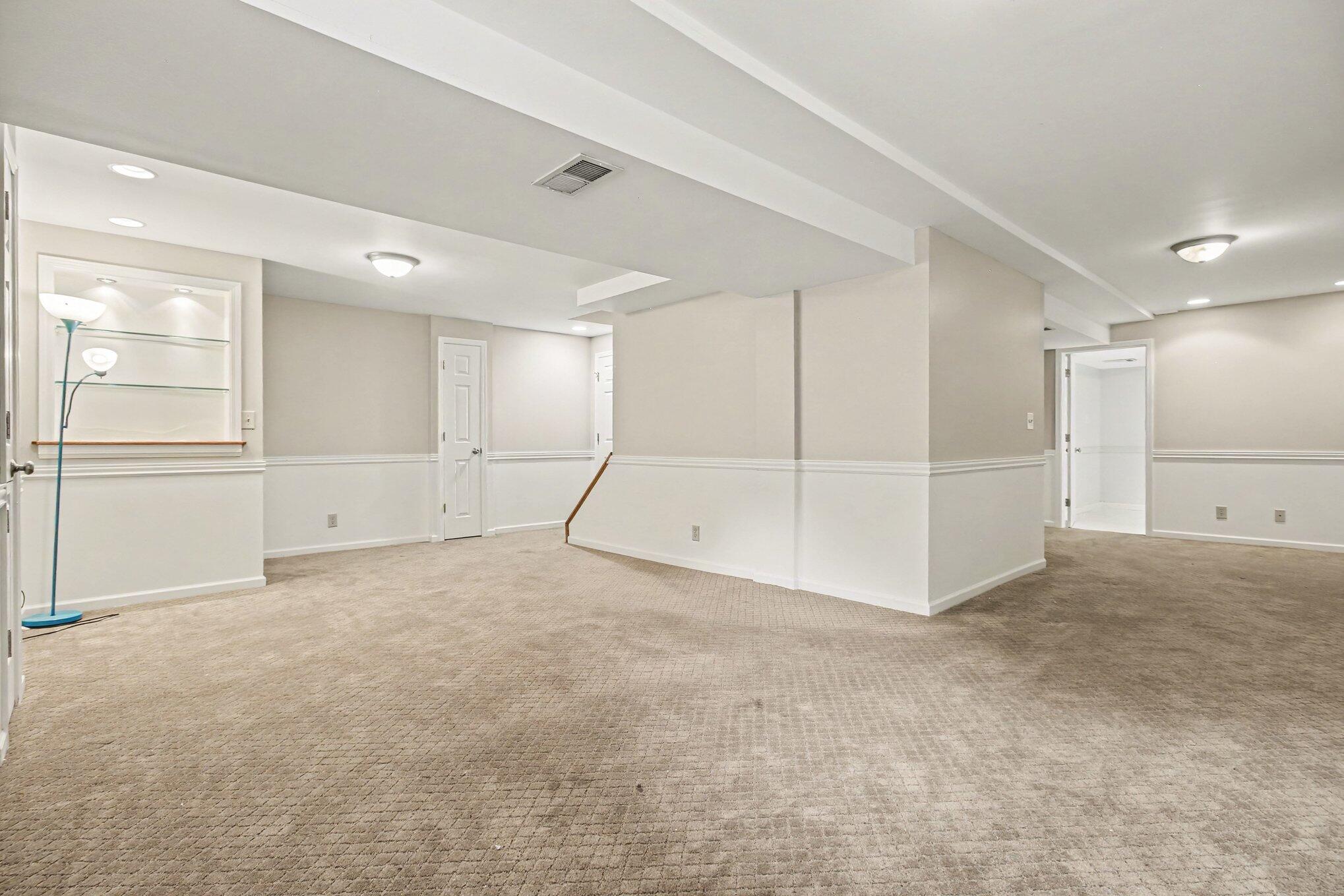 2031 Arbor Springs Boulevard Property Photo 25