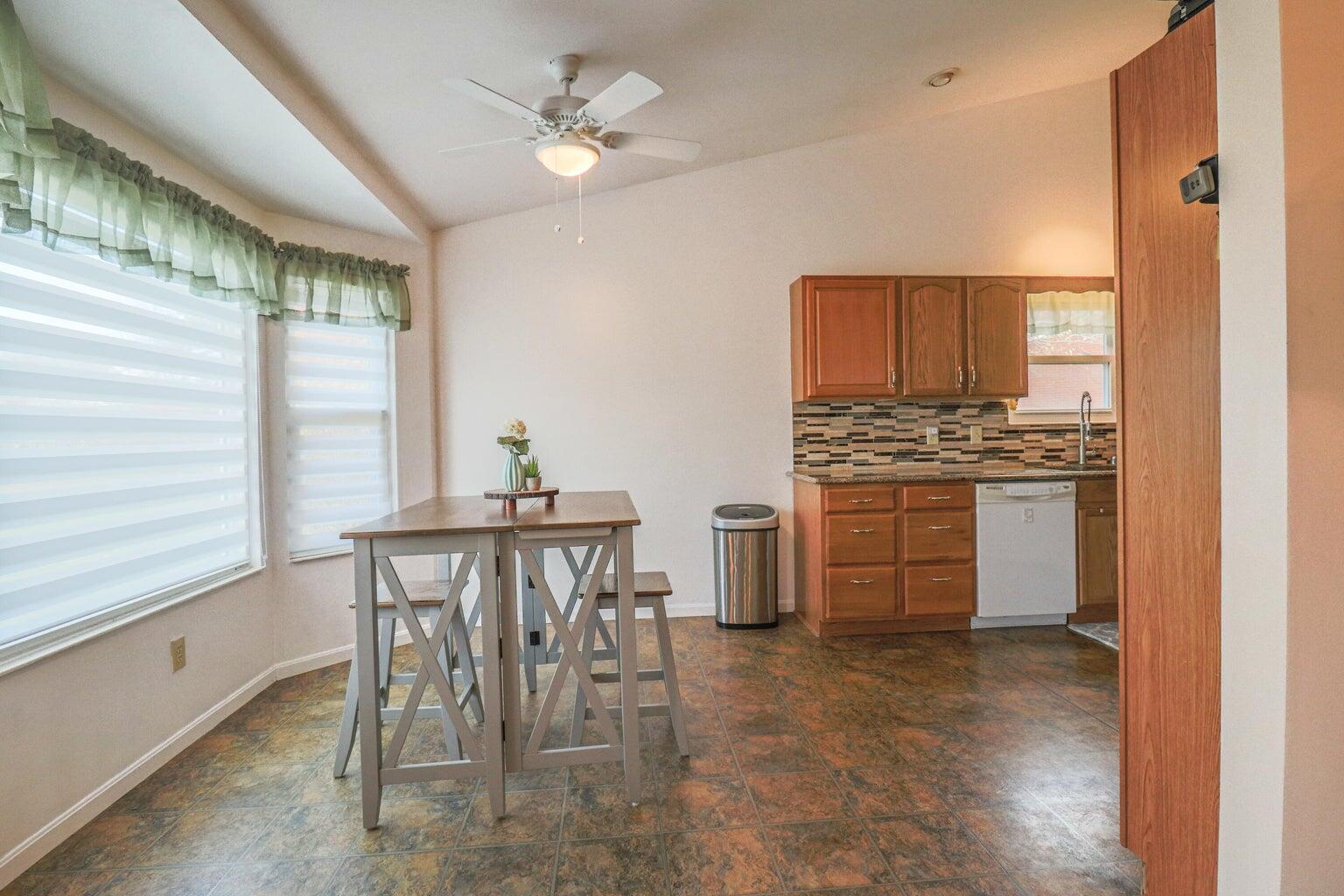6293 Remington Cove Property Photo 9