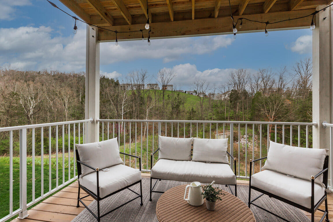 688 Streamside Drive, Lower Property Photo 20