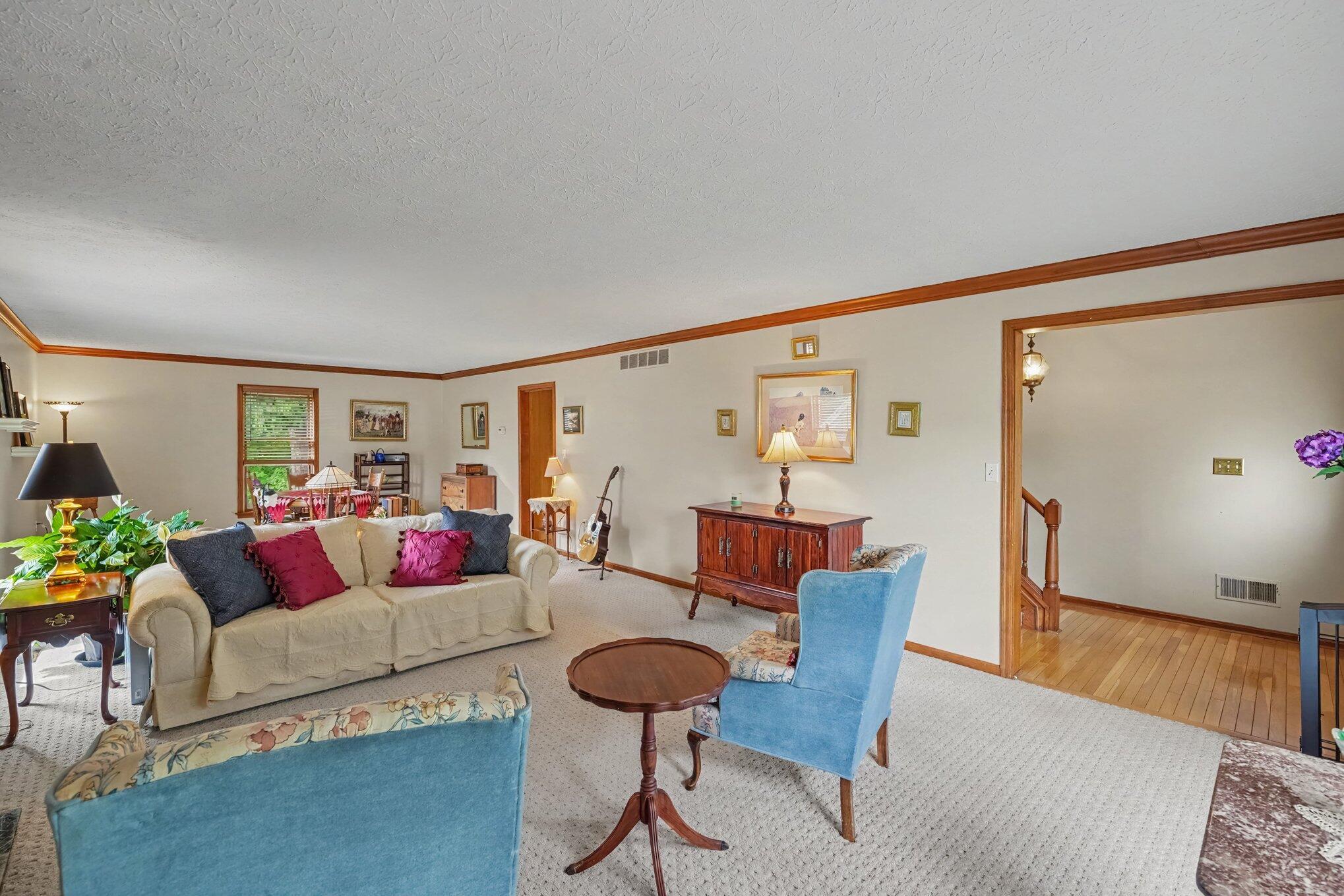 3072 Ashley Drive Property Photo 5