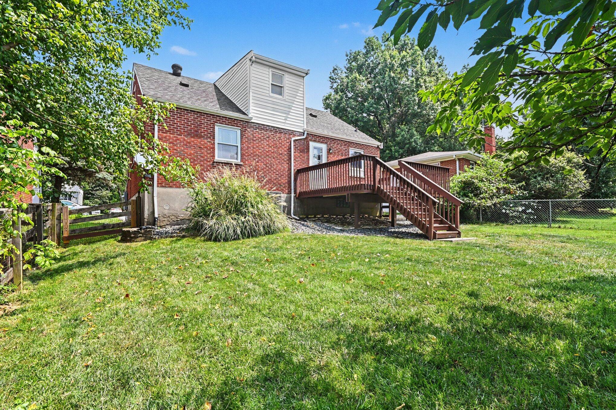 131 Edgewood Road Property Photo 25