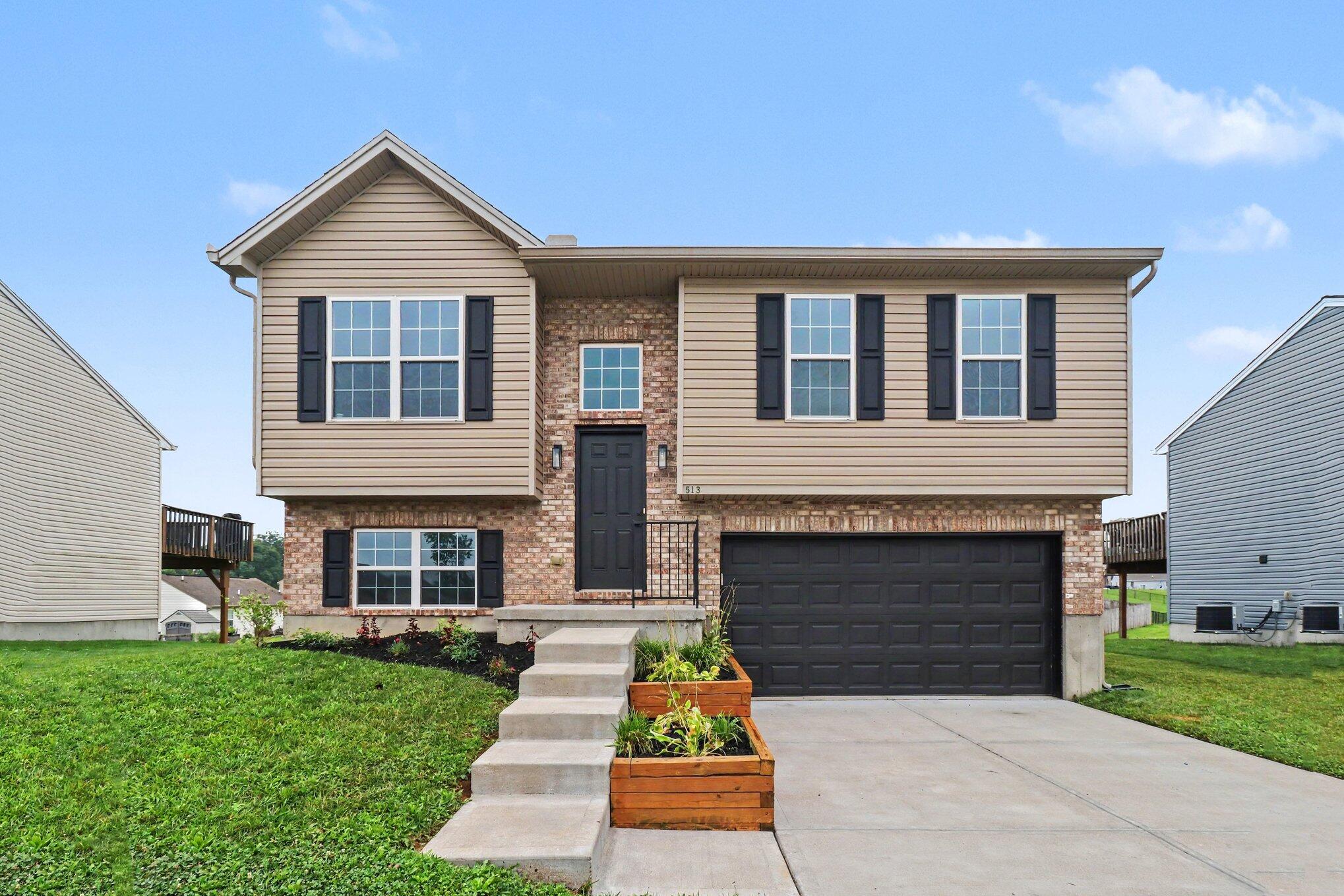 513 Summer Pointe Drive