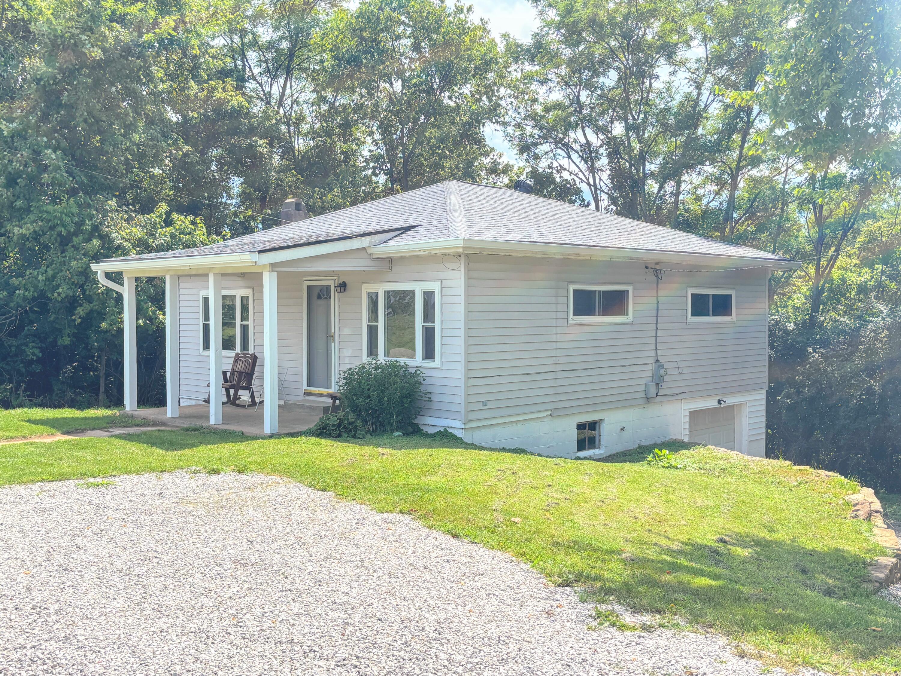 2471 Hempfling Road Property Photo 1