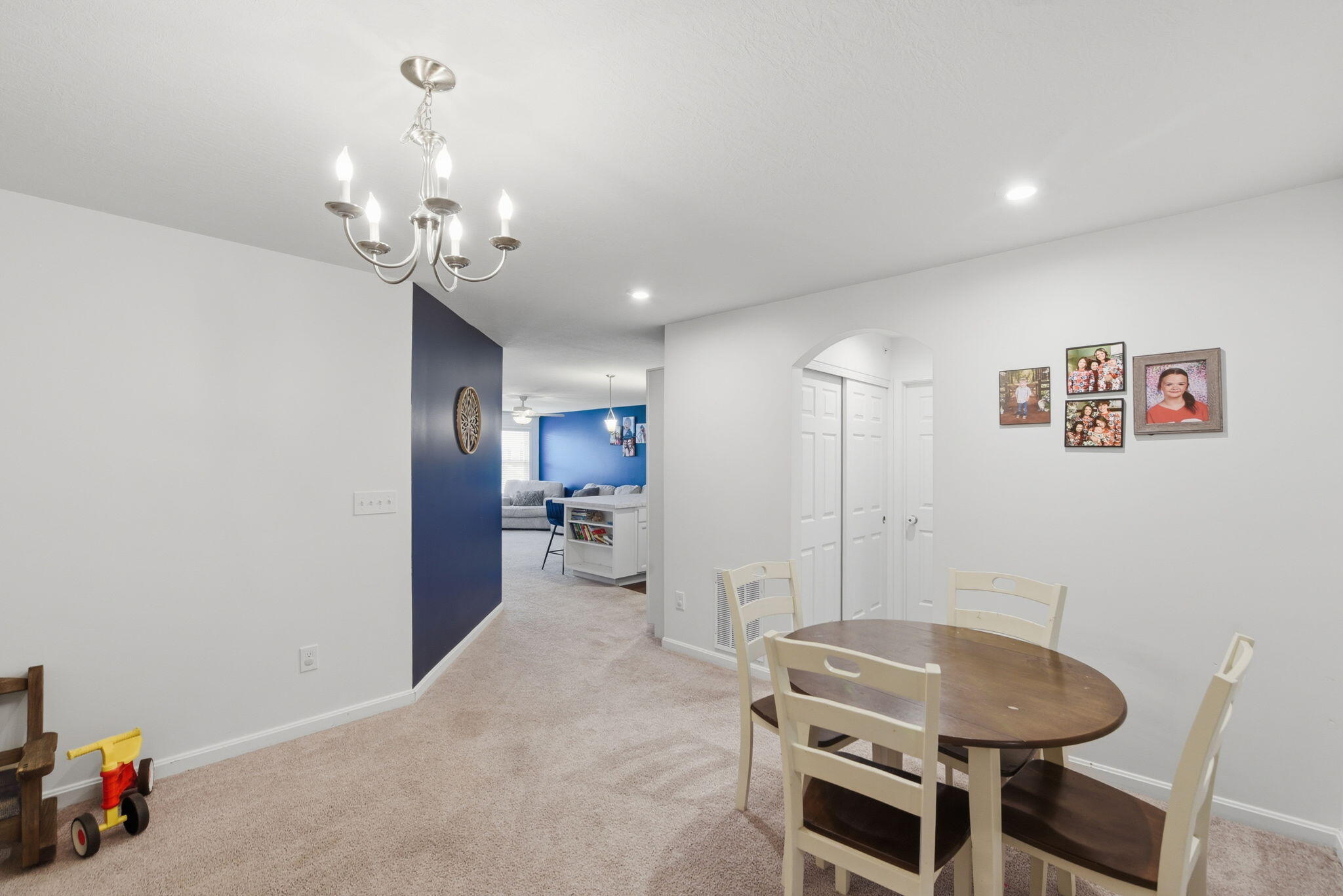 7610 Woodhaven Court Property Photo 11