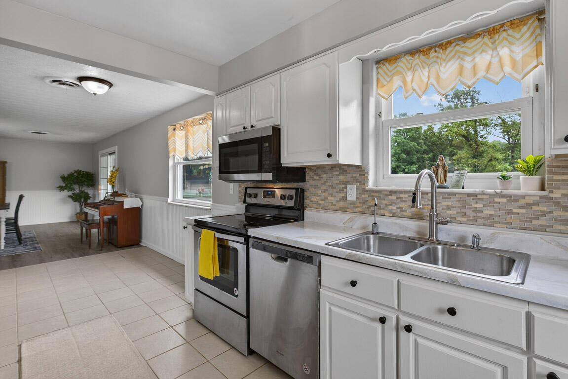 11467 Eagle View Property Photo 14