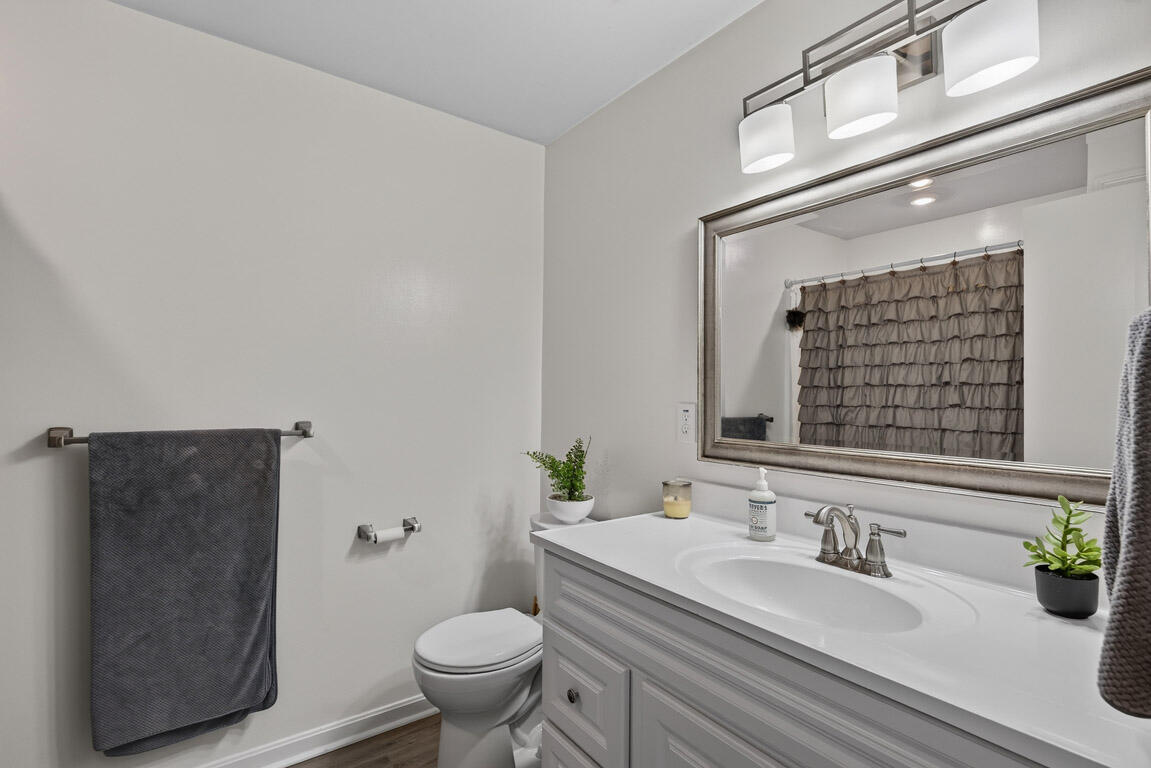 11467 Eagle View Property Photo 16
