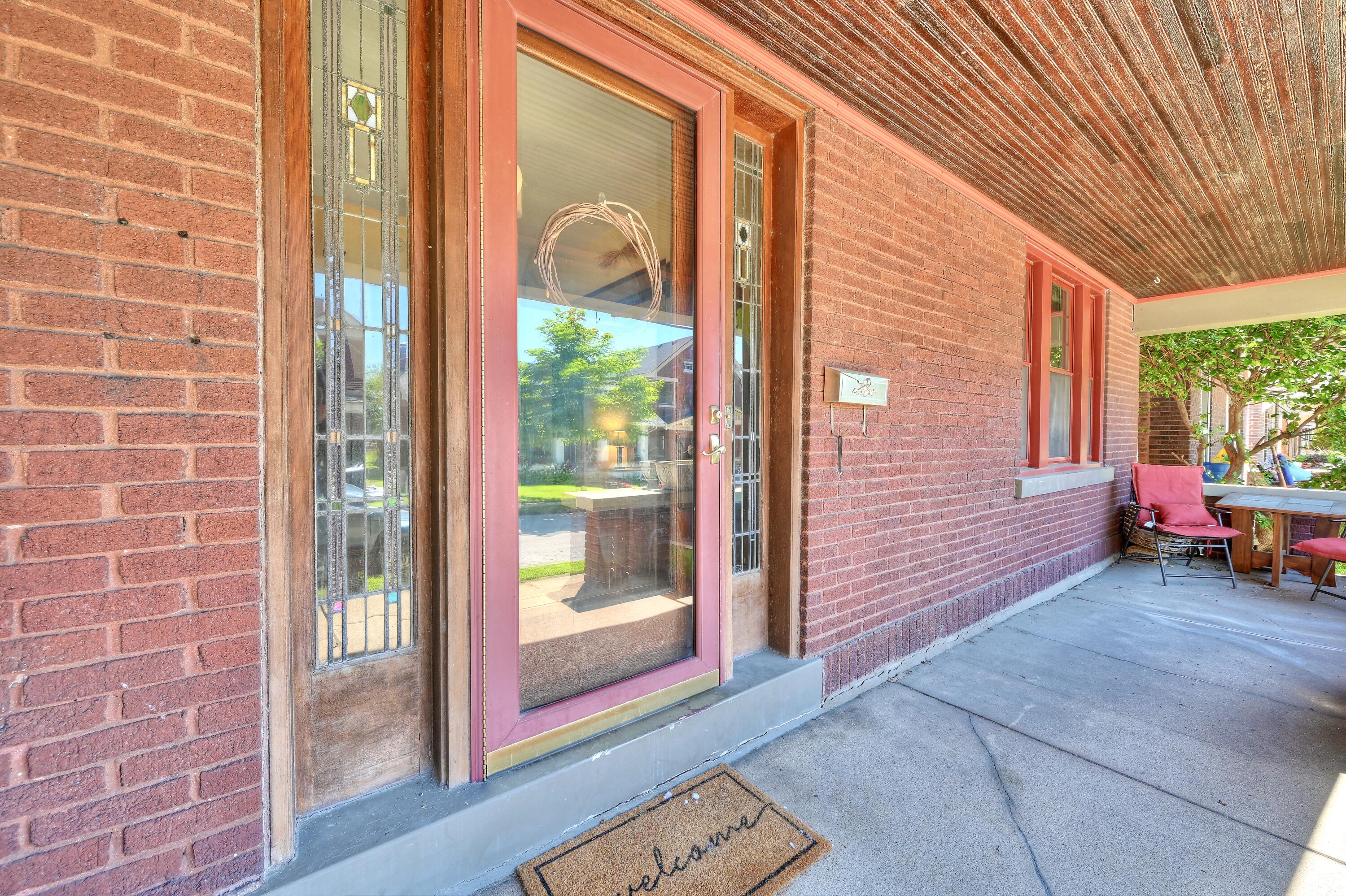 608 E 21st Street Property Photo 3