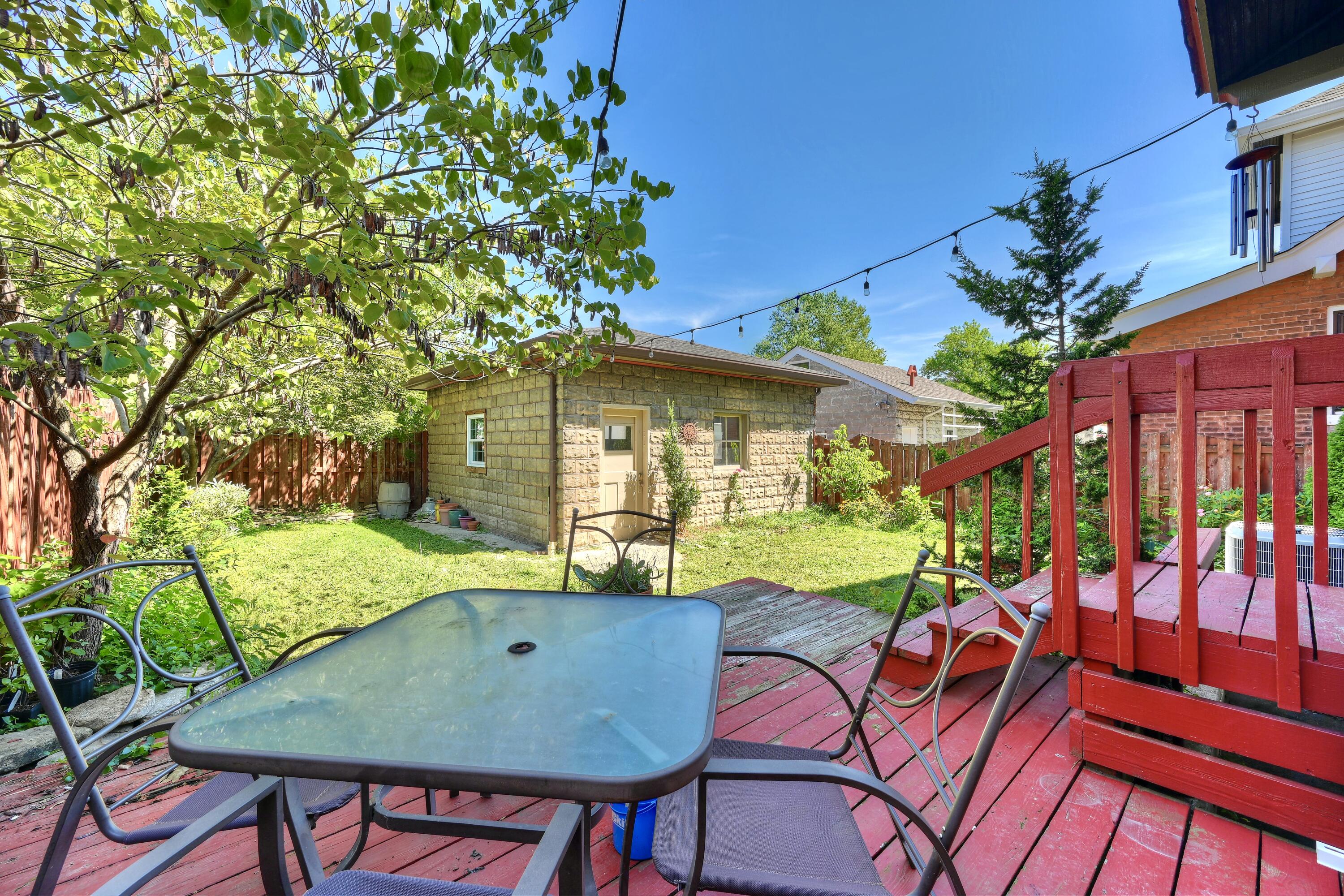 608 E 21st Street Property Photo 12