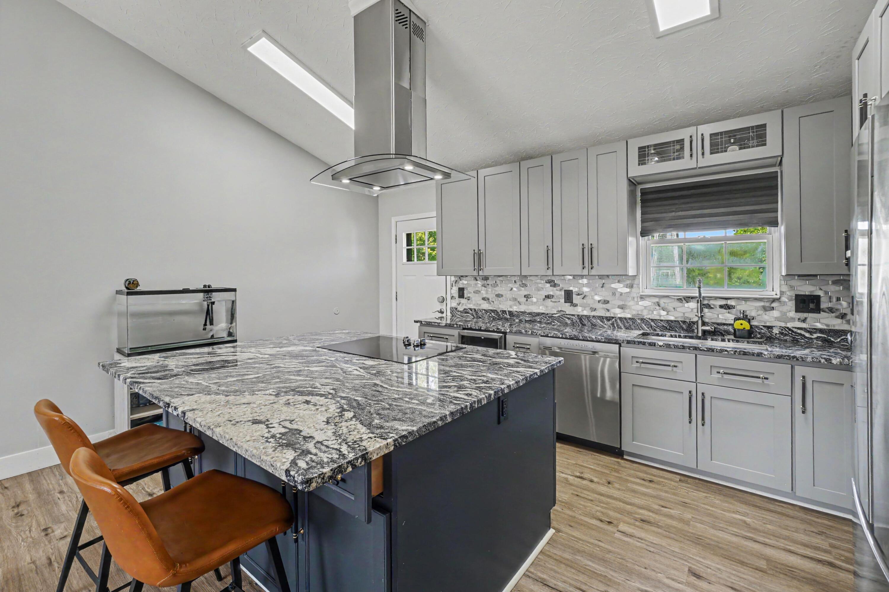 582 Berlander Drive Property Photo 3