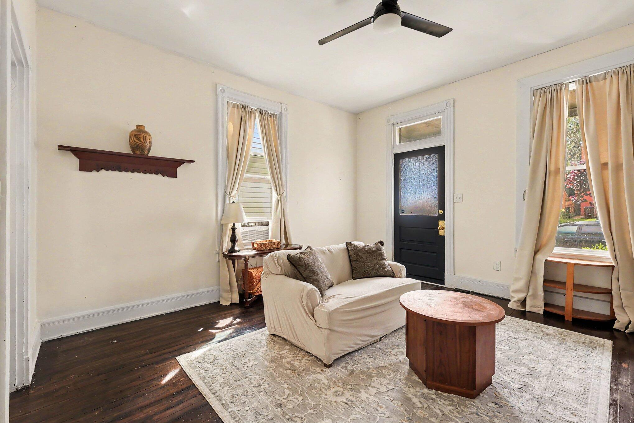 250 Forest Avenue Property Photo 10
