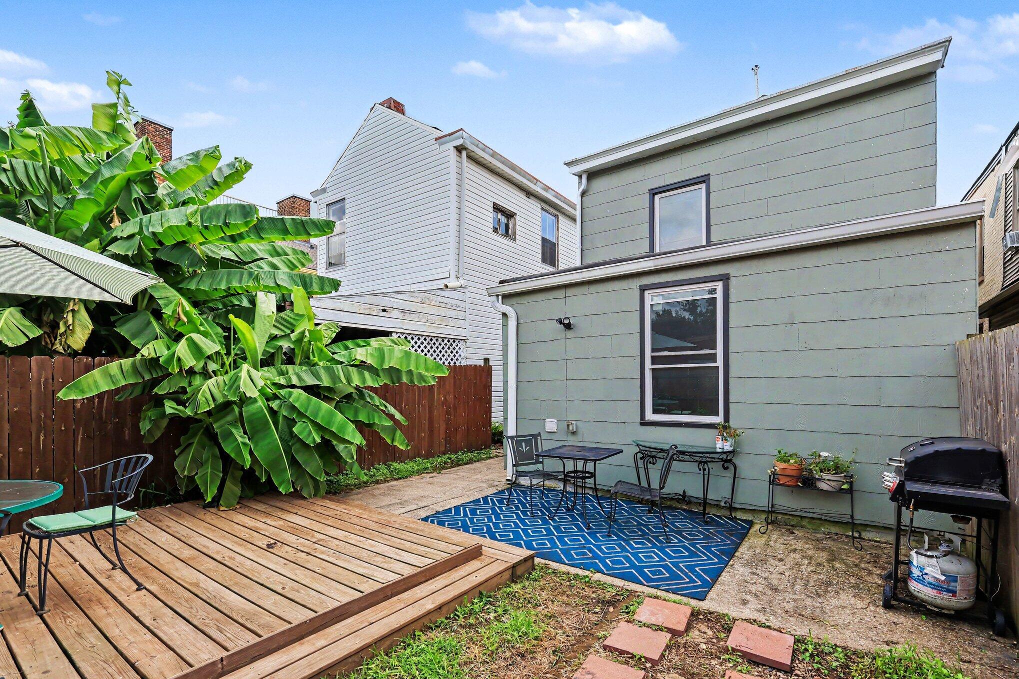 250 Forest Avenue Property Photo 29