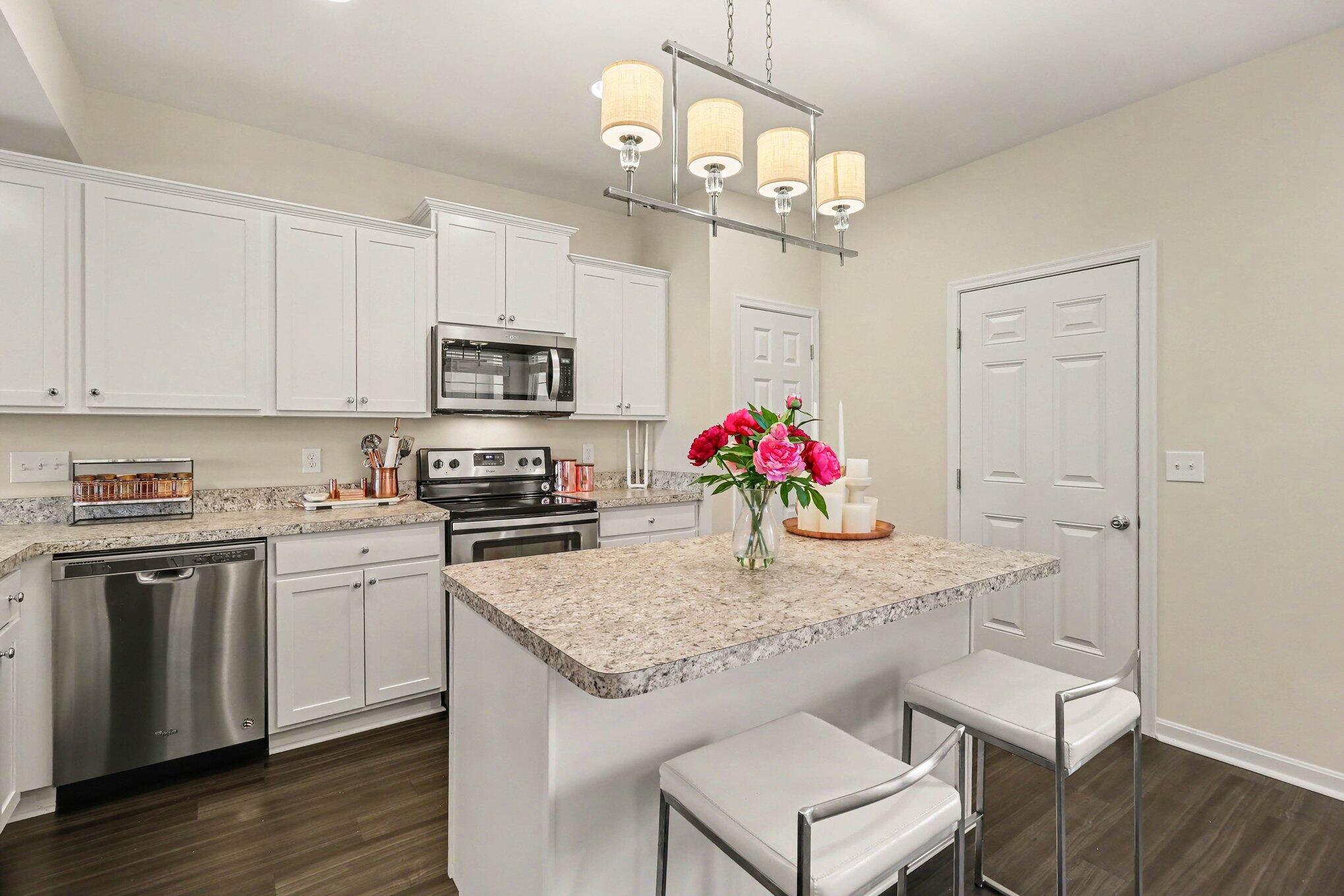 715 Cantering Hills Way Property Photo 8