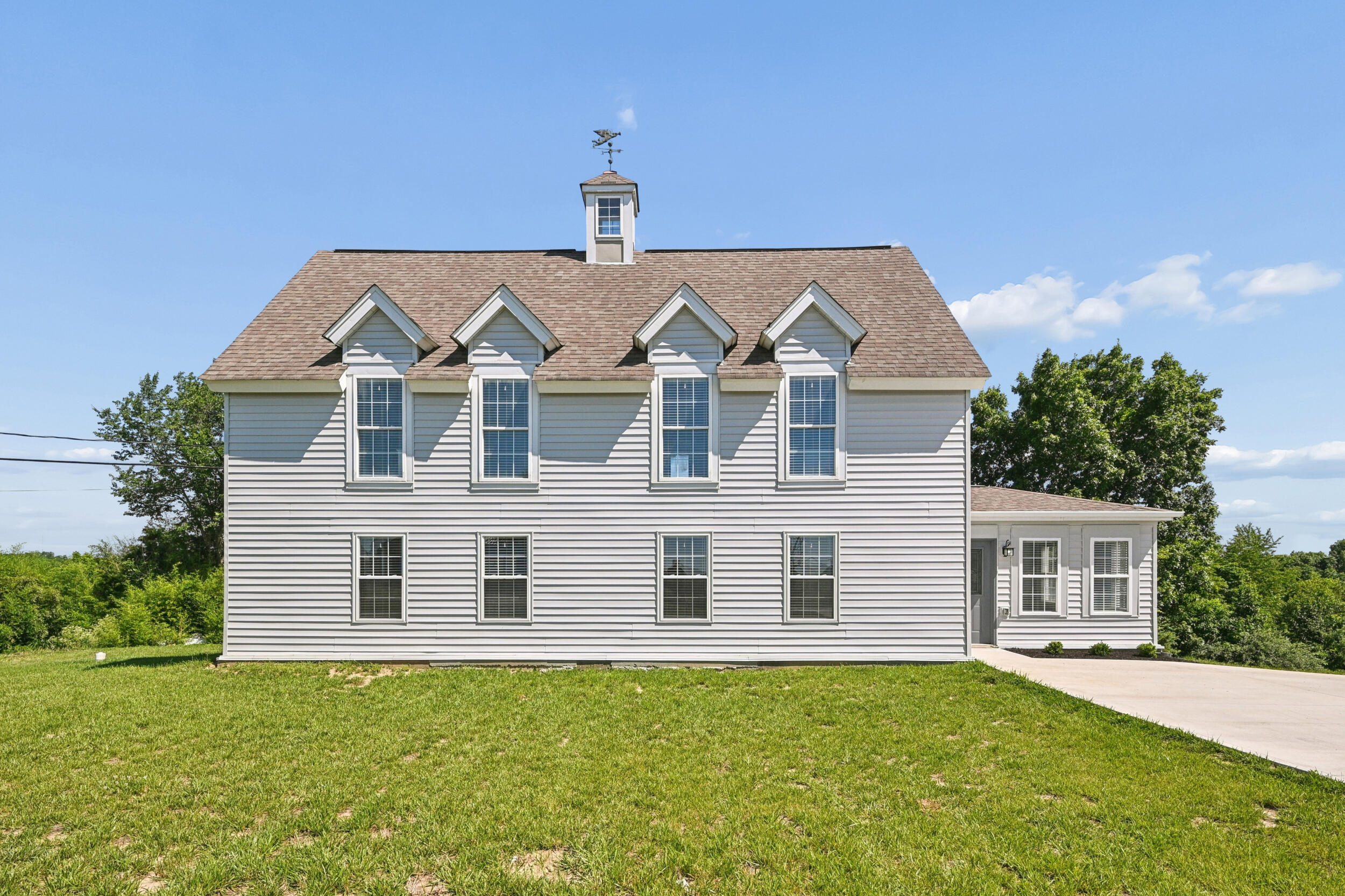 805 Humes Ridge Road Property Photo 1
