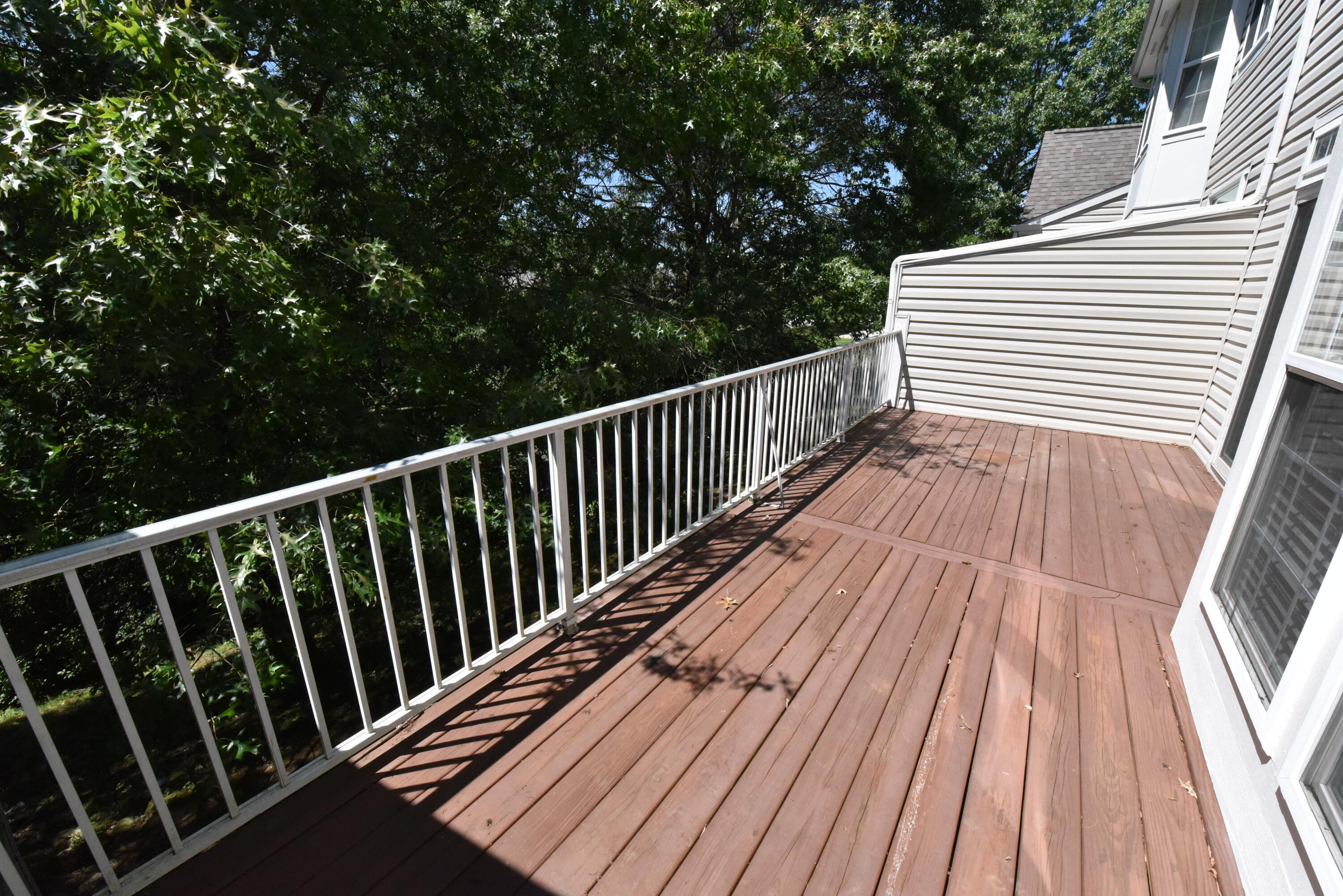 507 Shadow Ridge Drive Property Photo 3