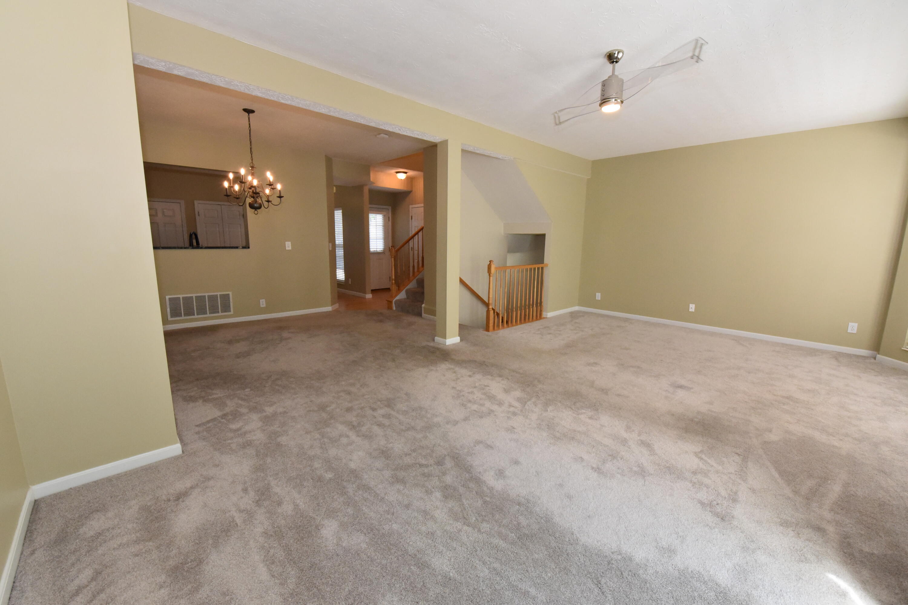 507 Shadow Ridge Drive Property Photo 4