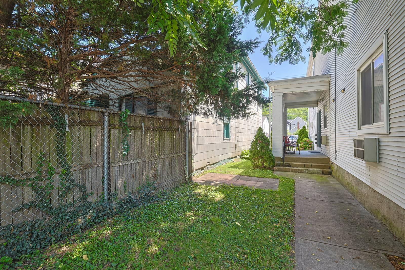 609 6th Avenue Property Photo 25