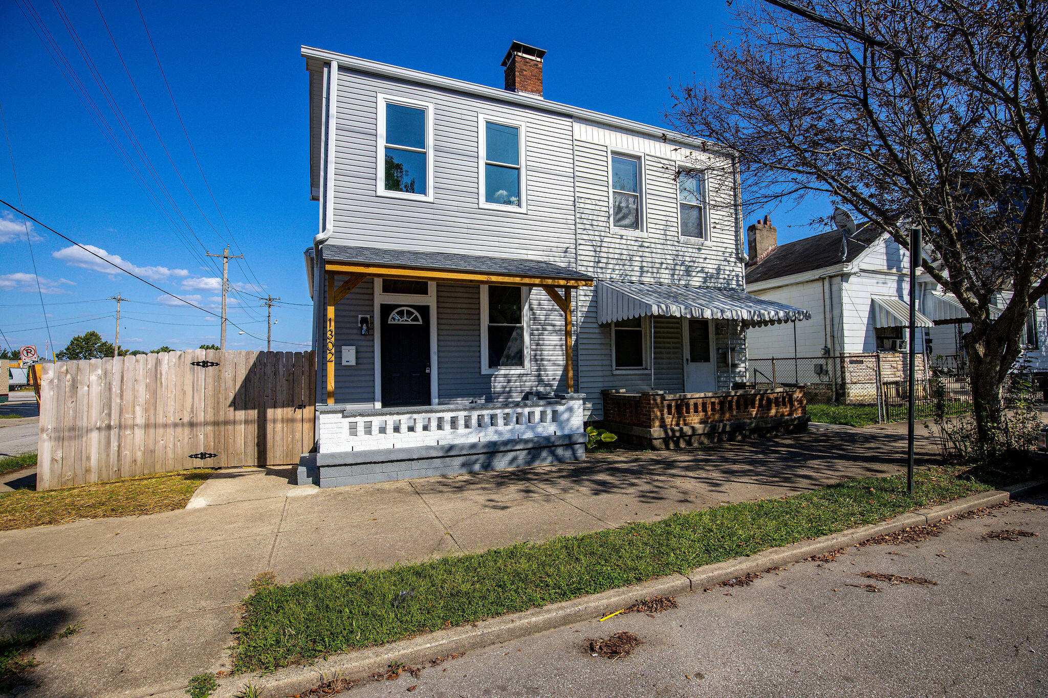 1302 Russell Street Property Photo 2