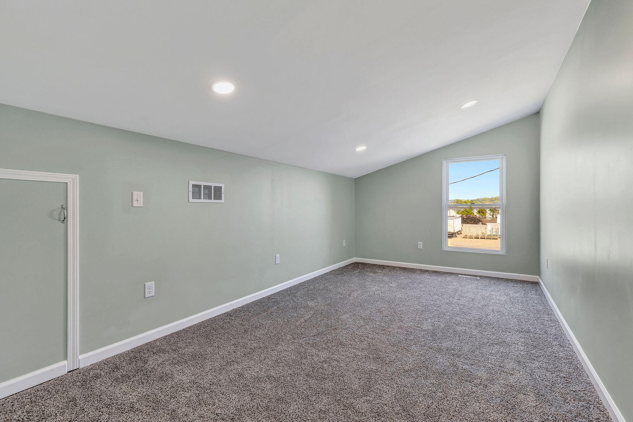 1302 Russell Street Property Photo 19