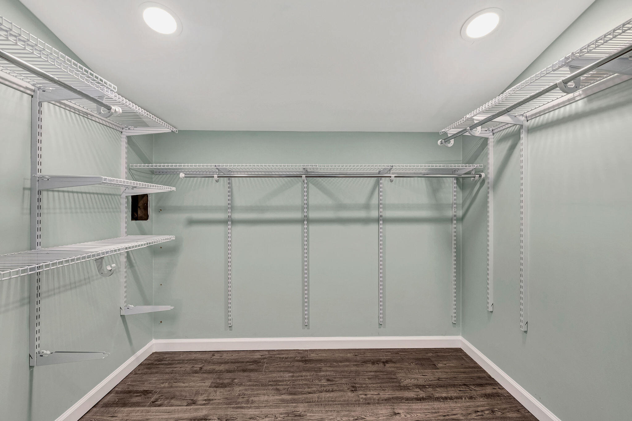 1302 Russell Street Property Photo 22