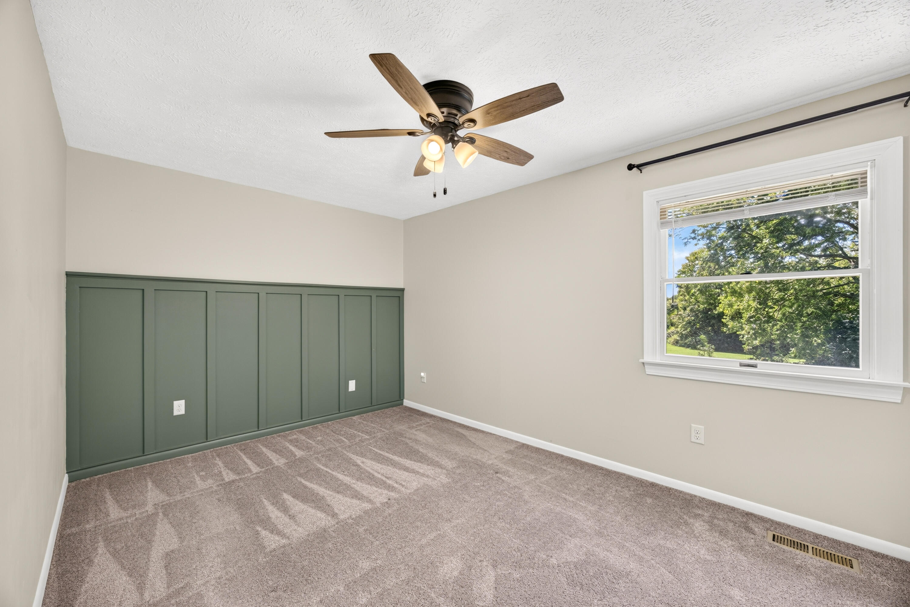 15 Price Avenue Property Photo 23