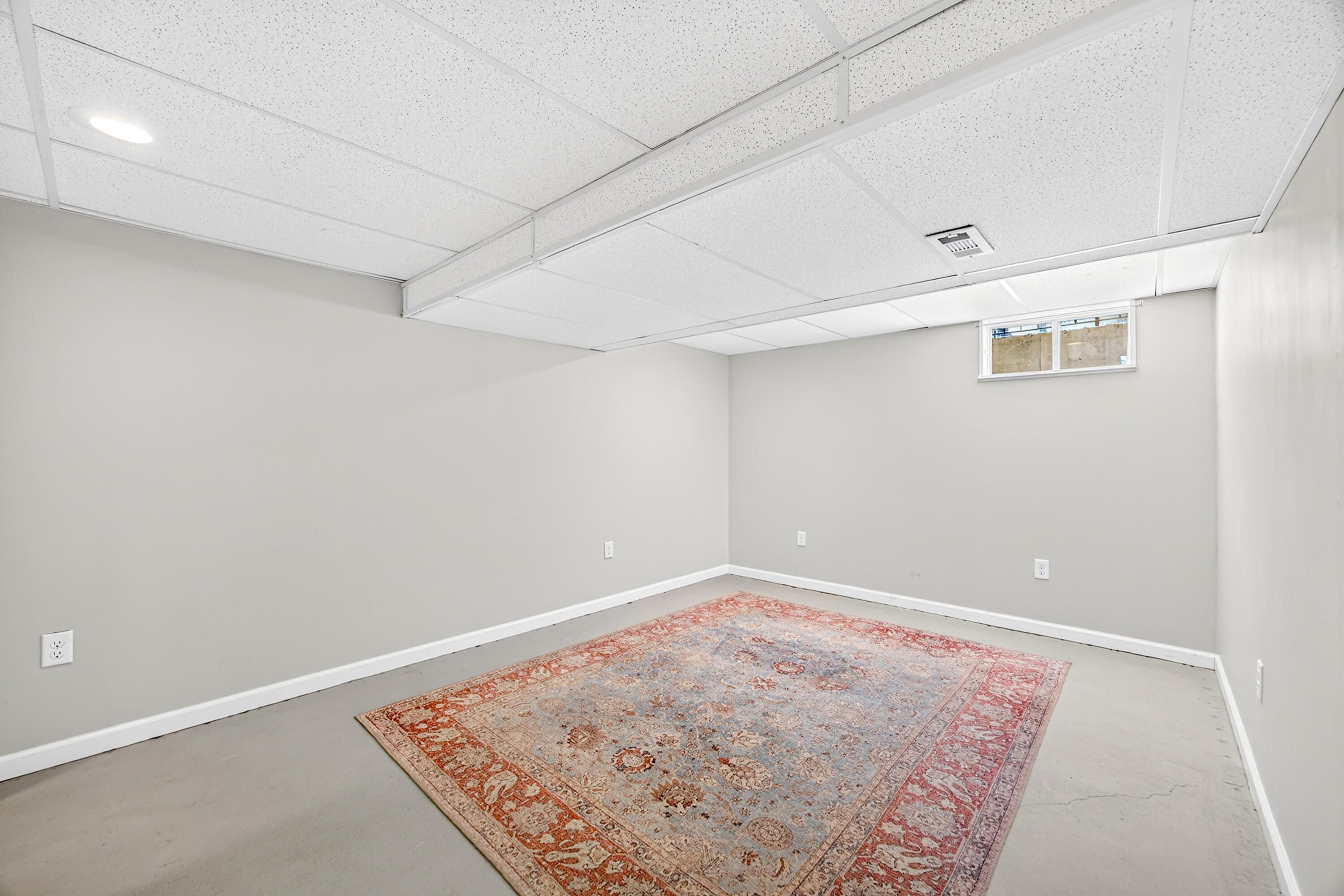 15 Price Avenue Property Photo 34