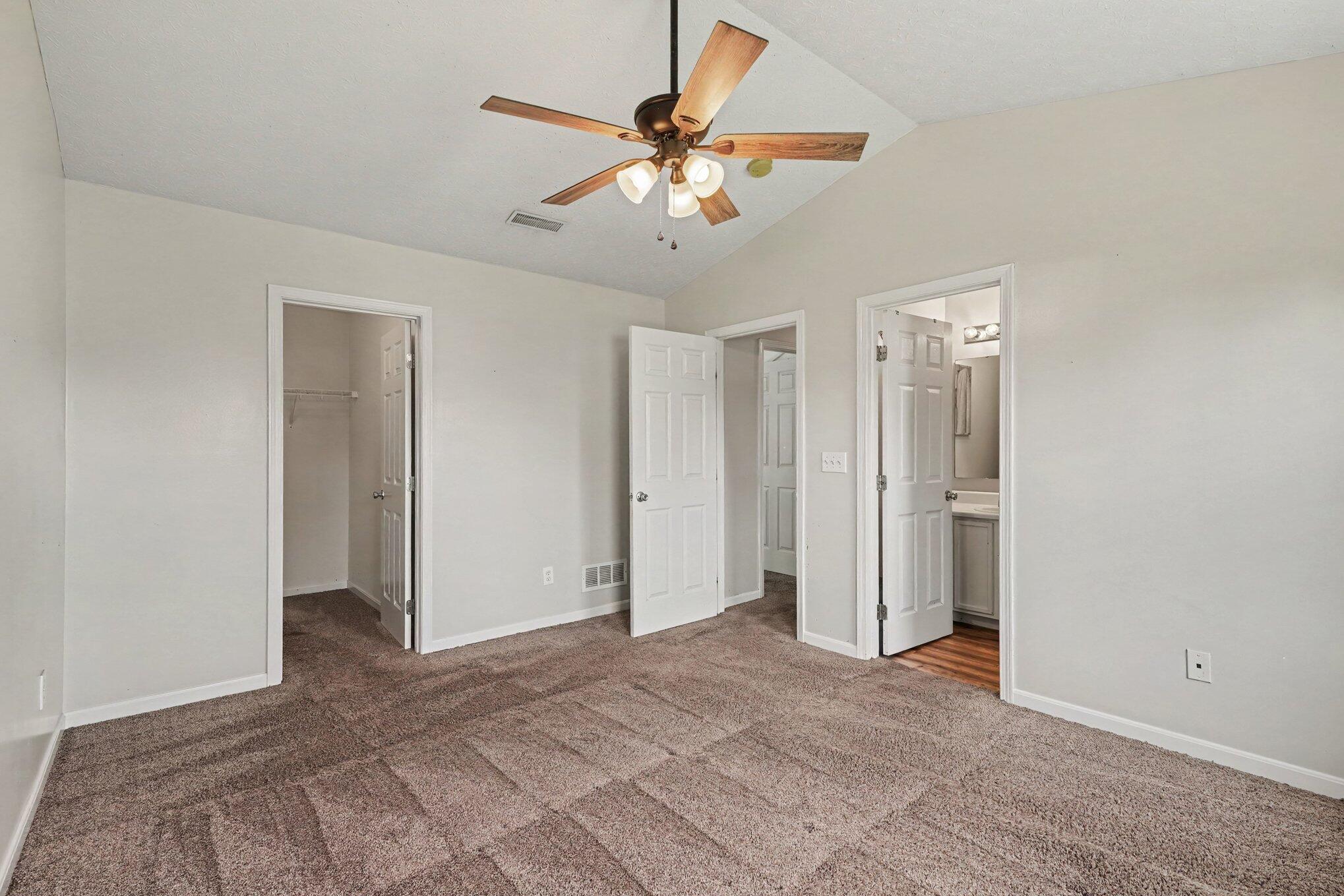 966 Surfridge Drive Property Photo 13
