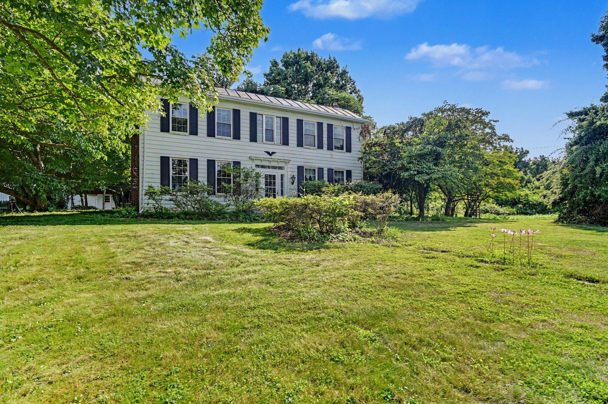 5857 River Road Property Photo 7