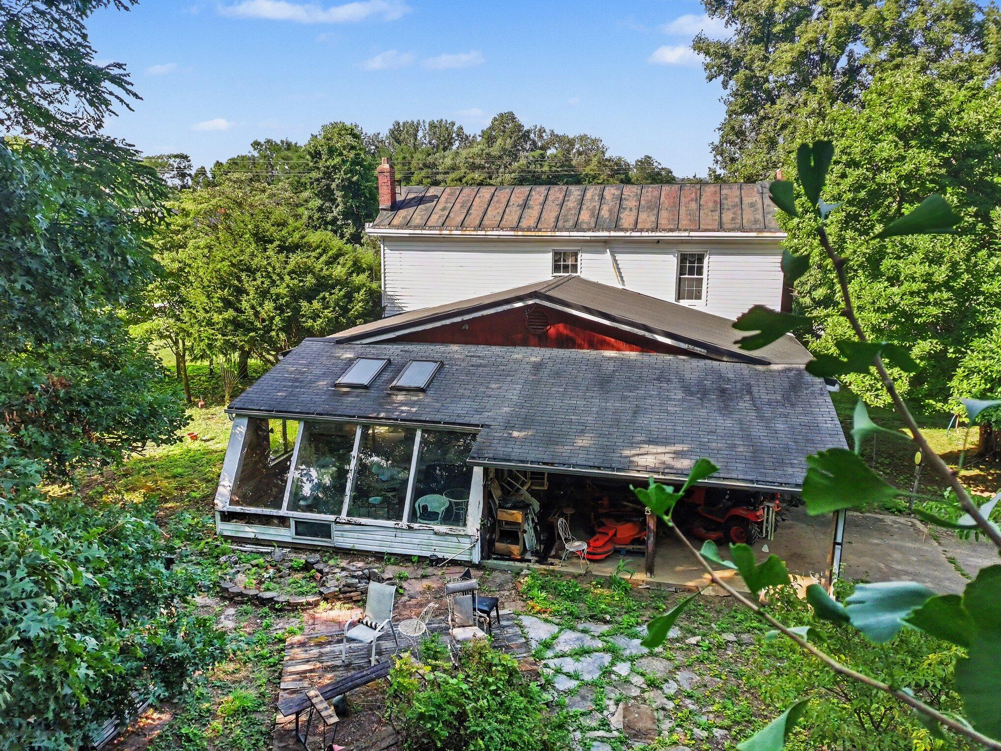 5857 River Road Property Photo 11