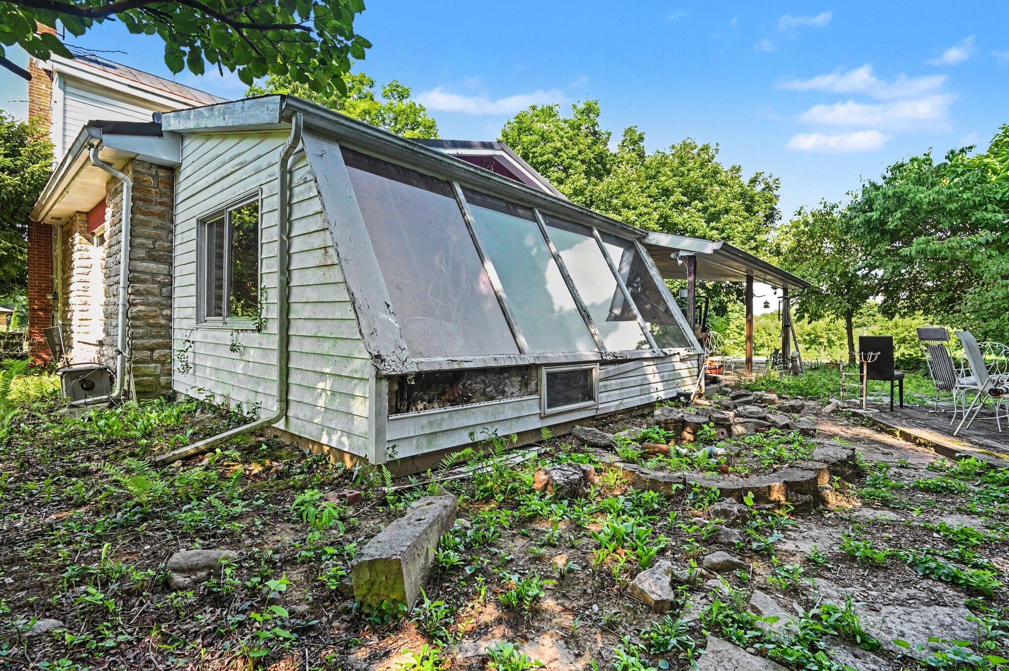 5857 River Road Property Photo 12