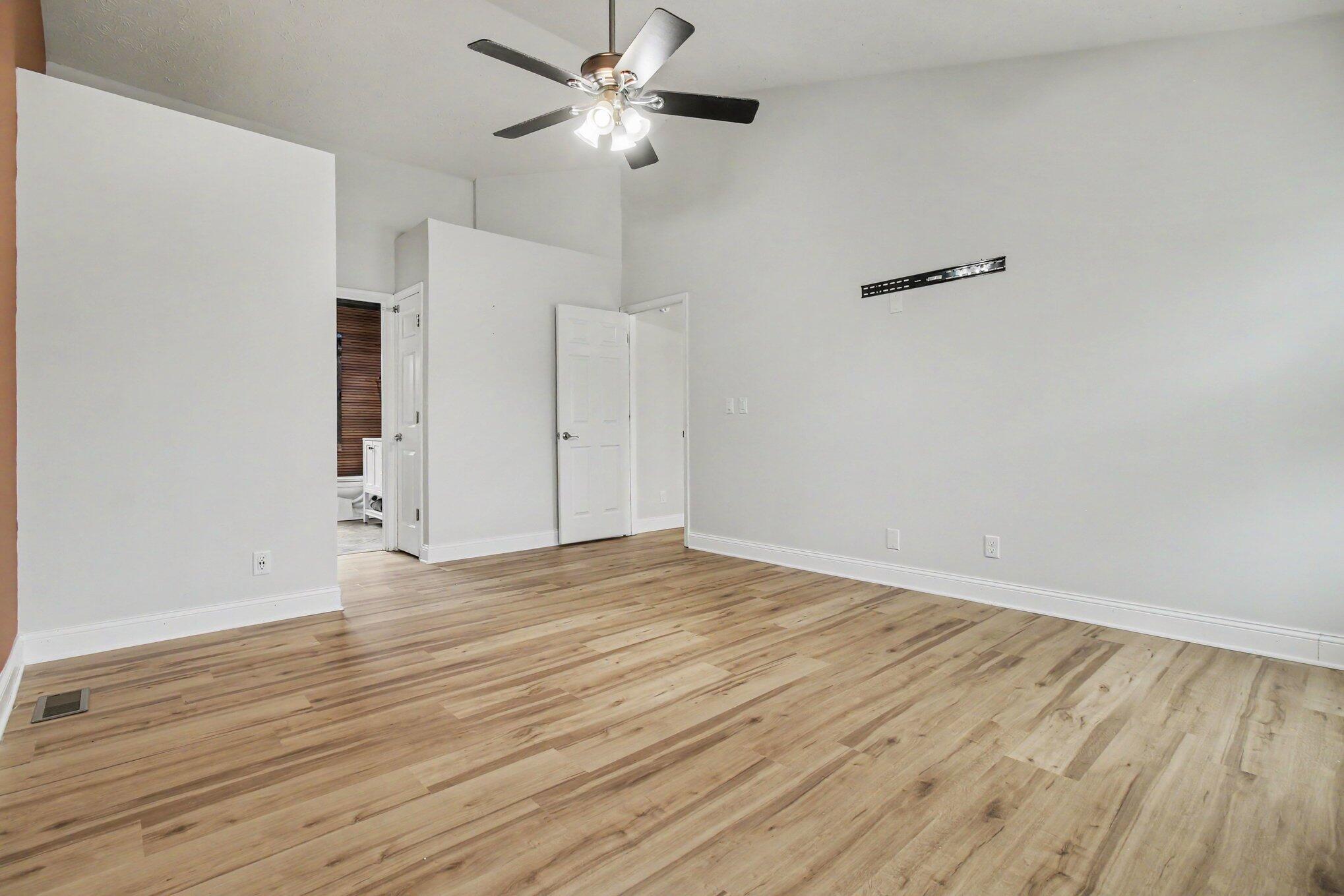 10015 Bent Tree Circle Property Photo 22