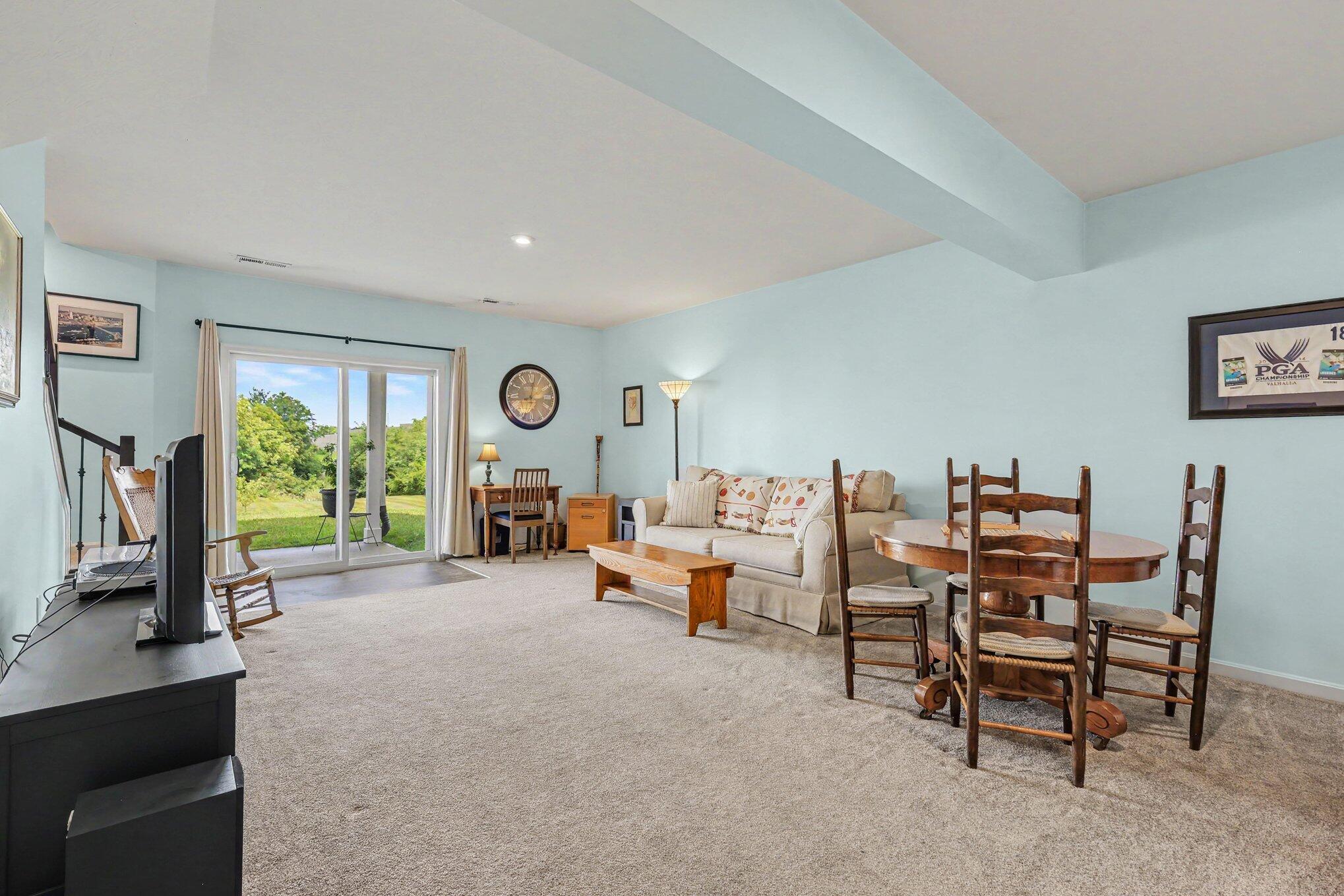 400 Aintree Drive Property Photo 26