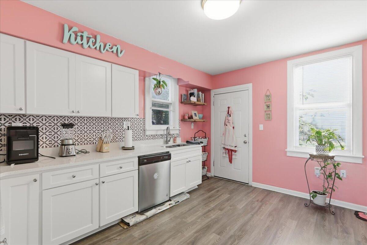 112 E 41st Street Property Photo 12