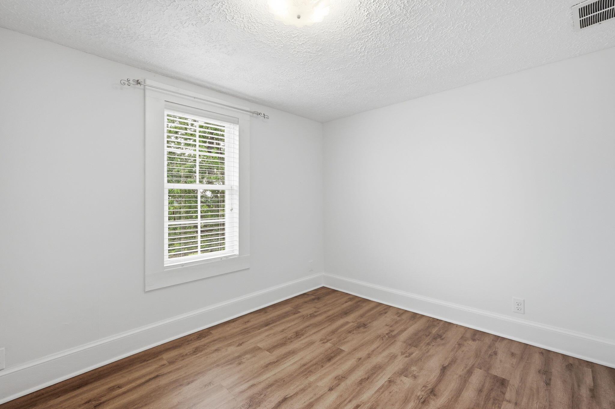 232 Sunset Drive Property Photo 26