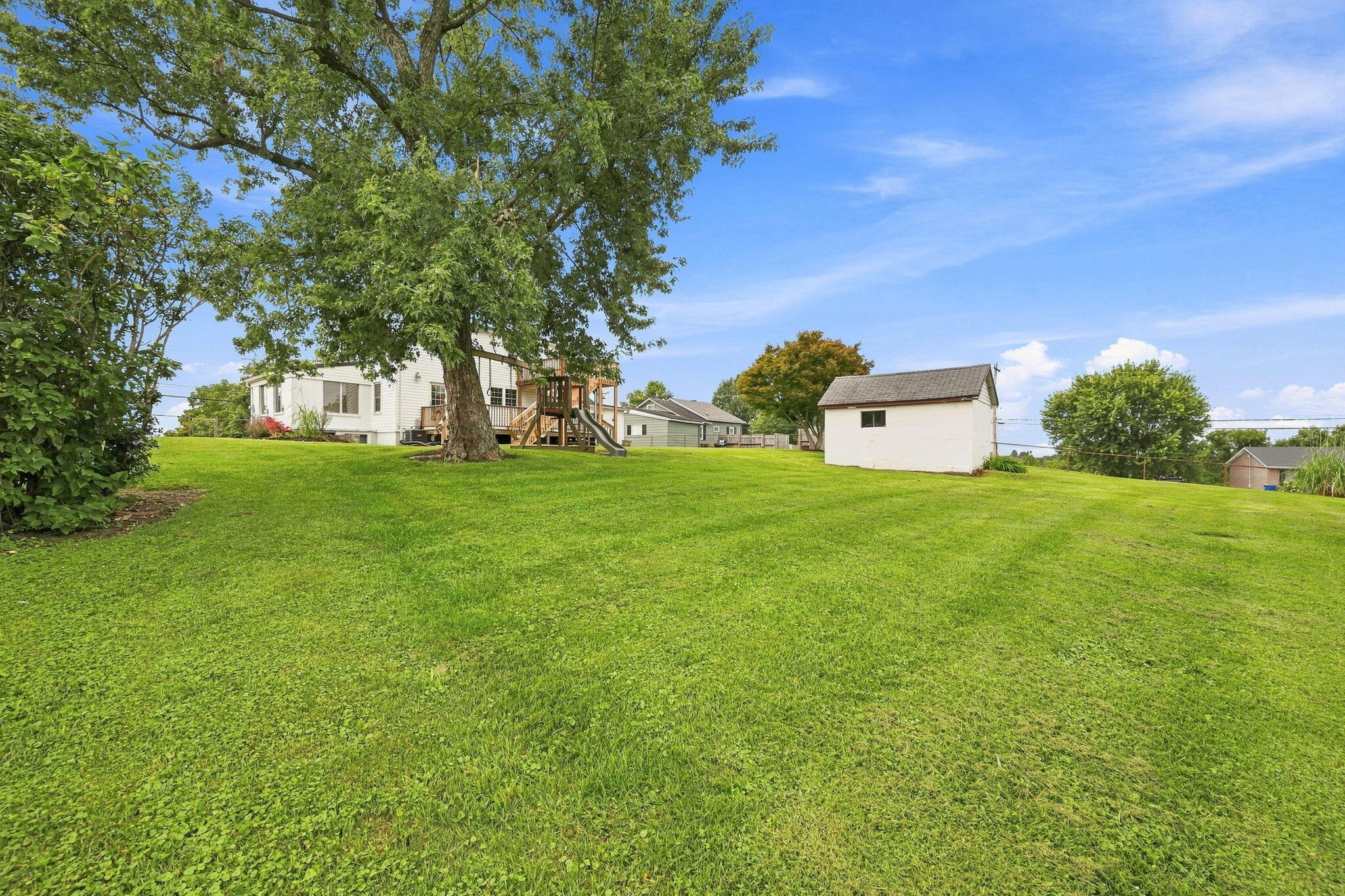 232 Sunset Drive Property Photo 45