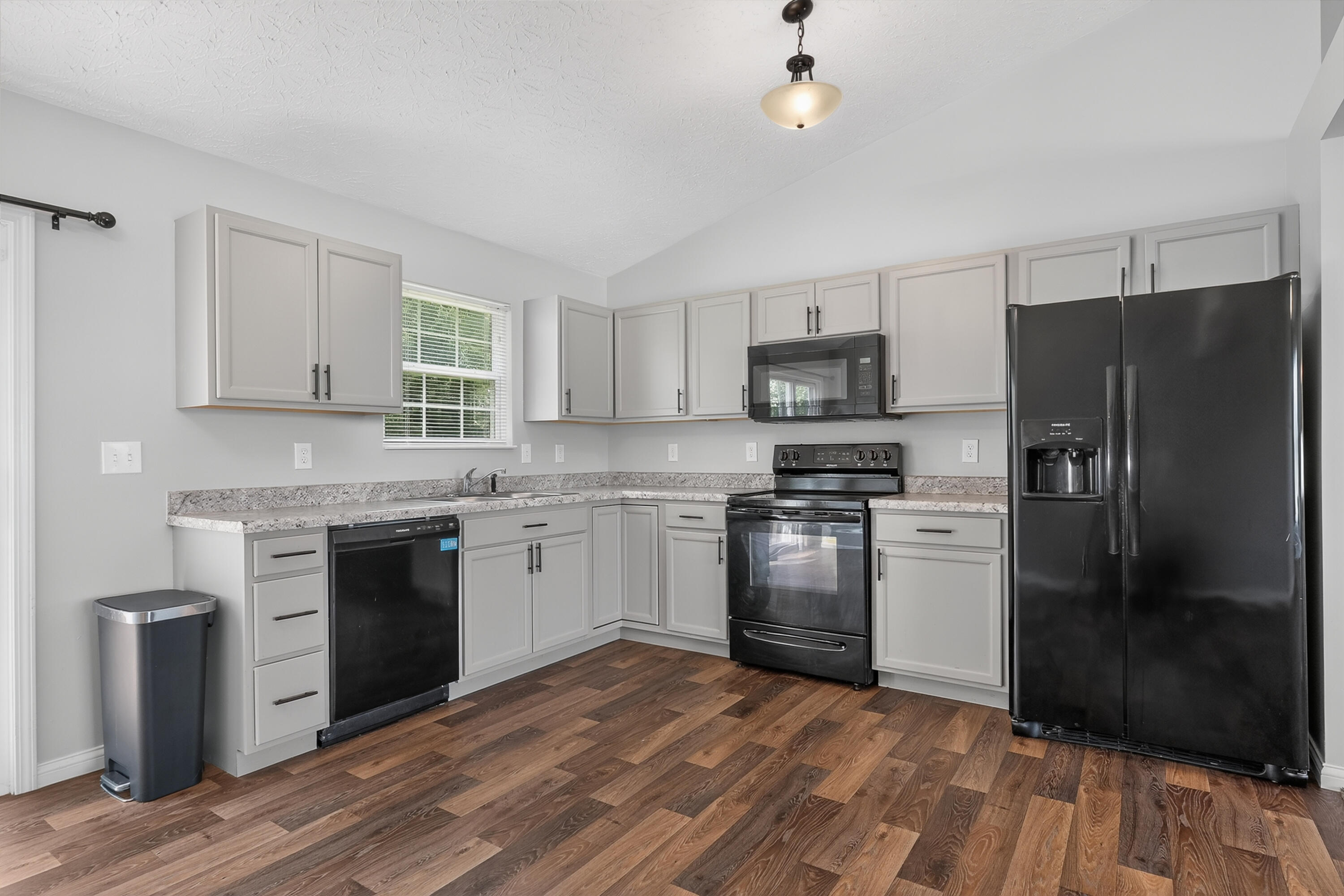 9827 Codyview Drive Property Photo 10
