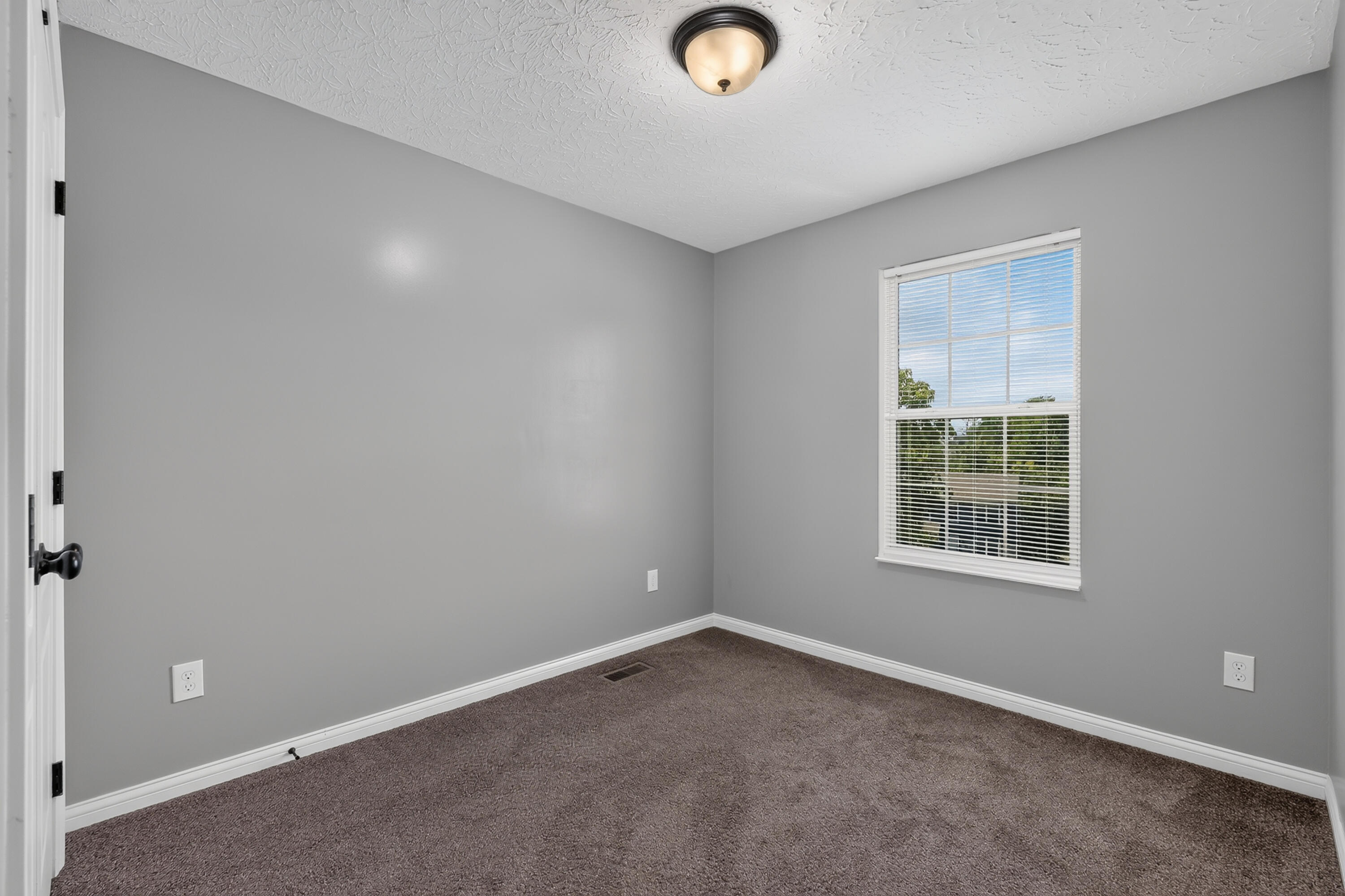 9827 Codyview Drive Property Photo 15