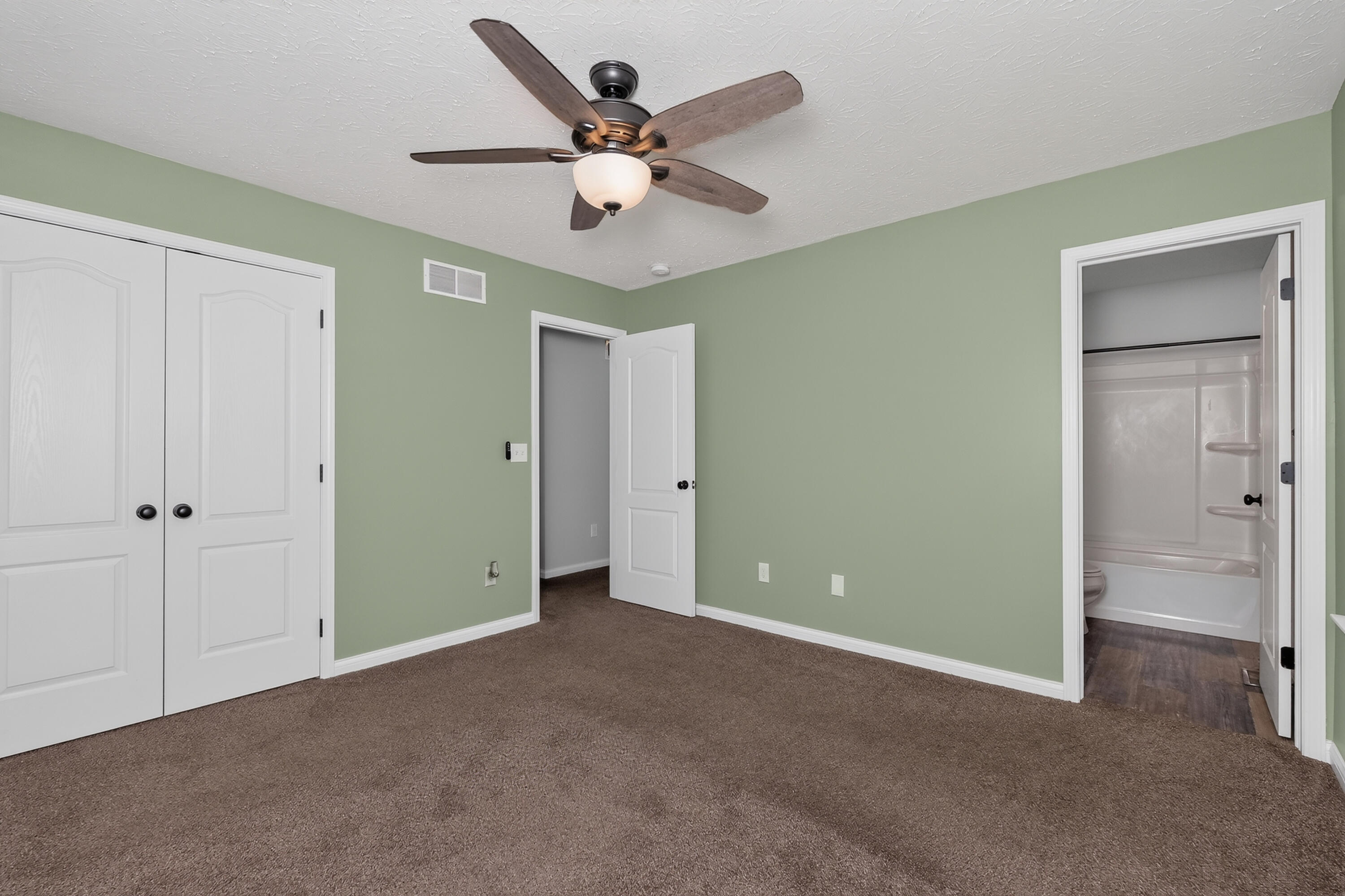 9827 Codyview Drive Property Photo 18