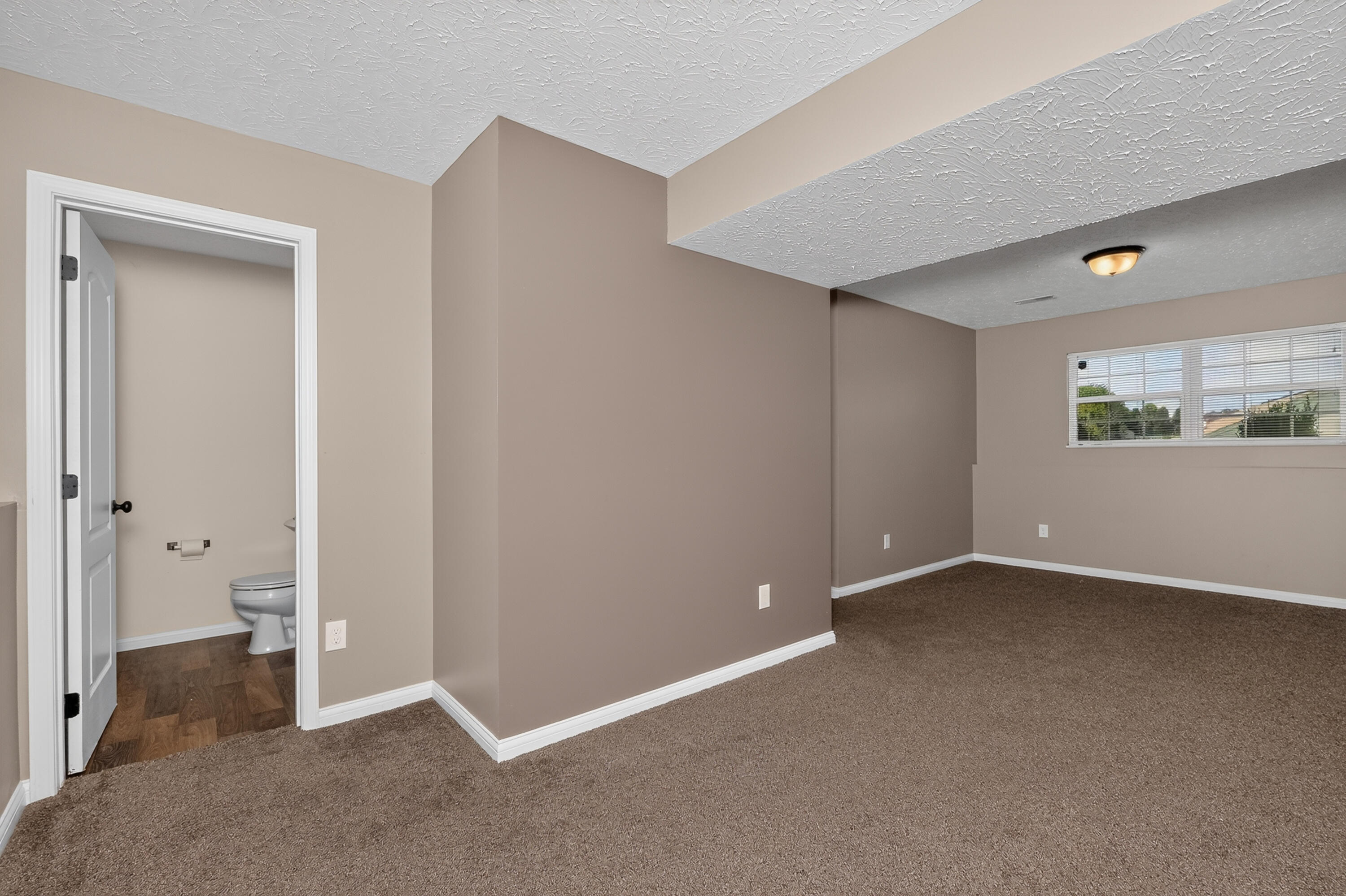 9827 Codyview Drive Property Photo 22