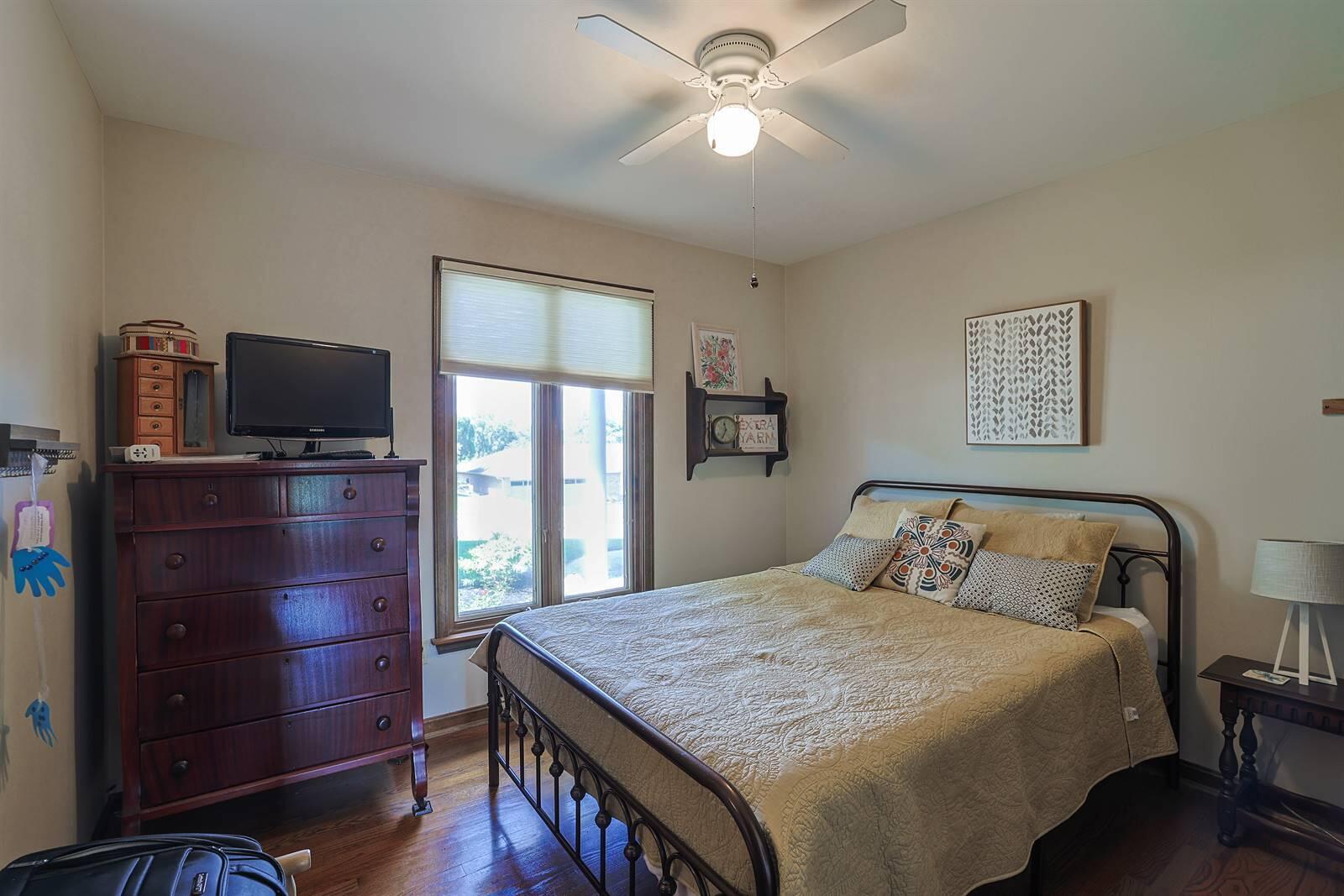 464 General Drive Property Photo 19