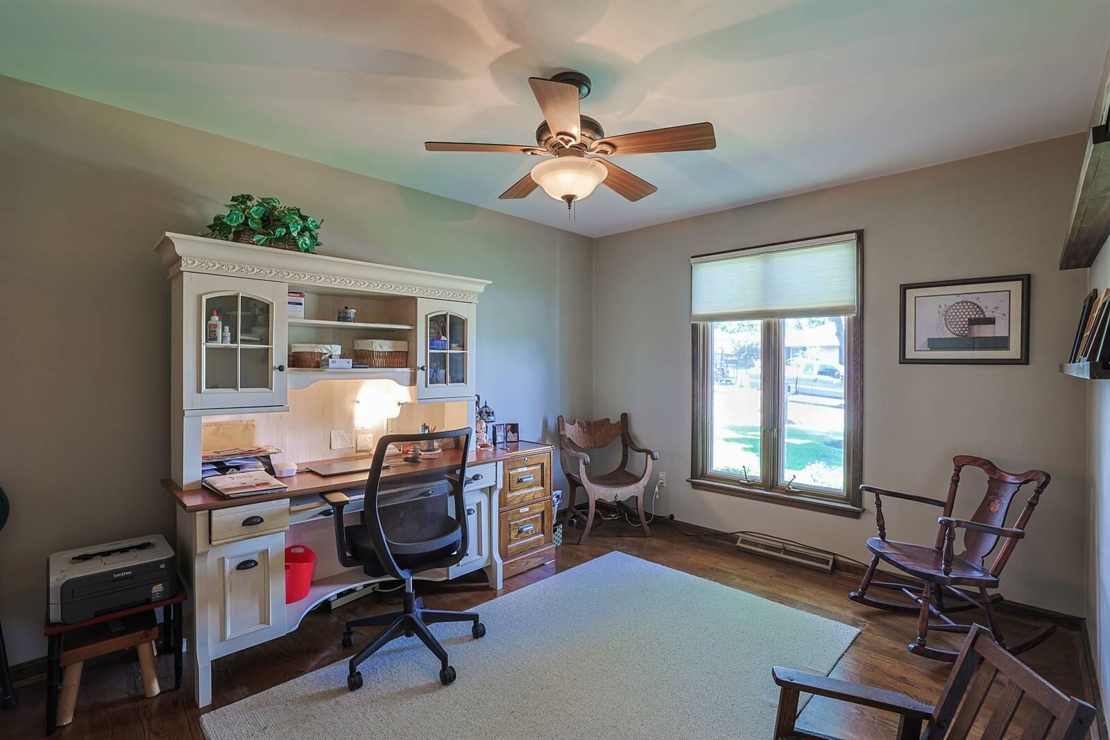 464 General Drive Property Photo 20