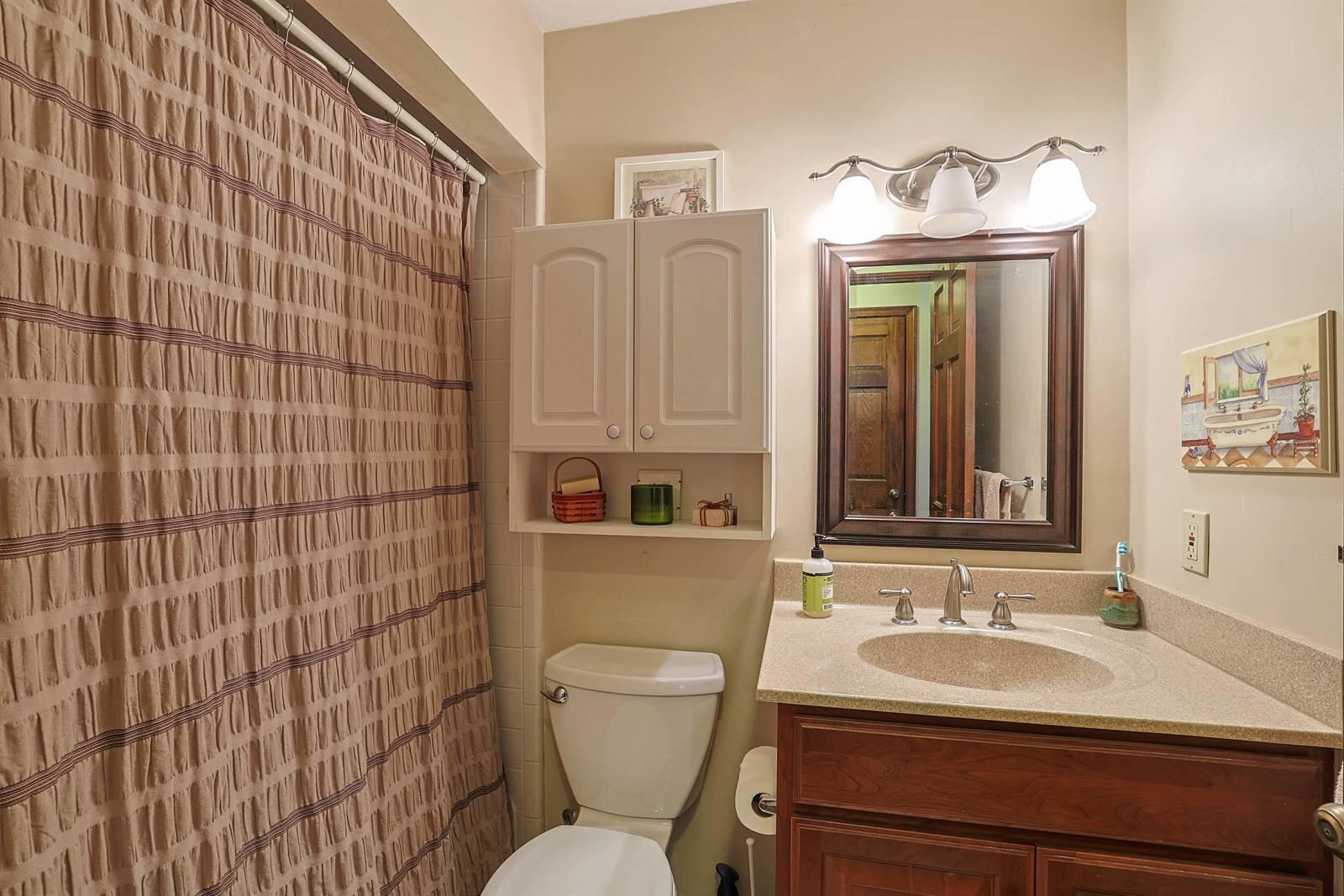 464 General Drive Property Photo 24