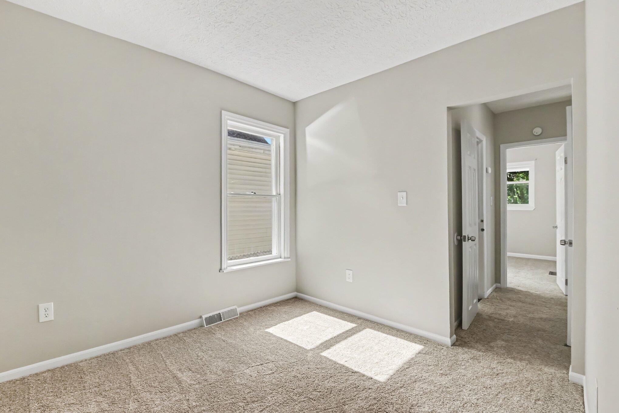 48 Ridgeway Avenue Property Photo 17