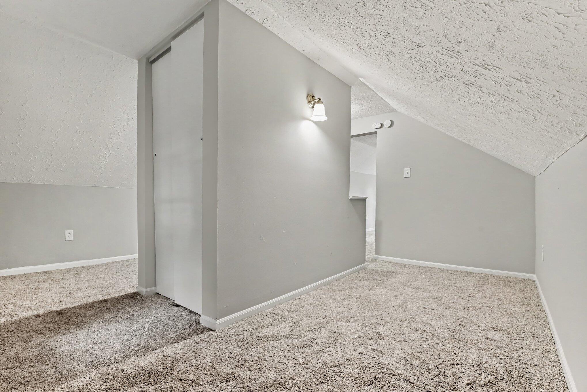 48 Ridgeway Avenue Property Photo 24