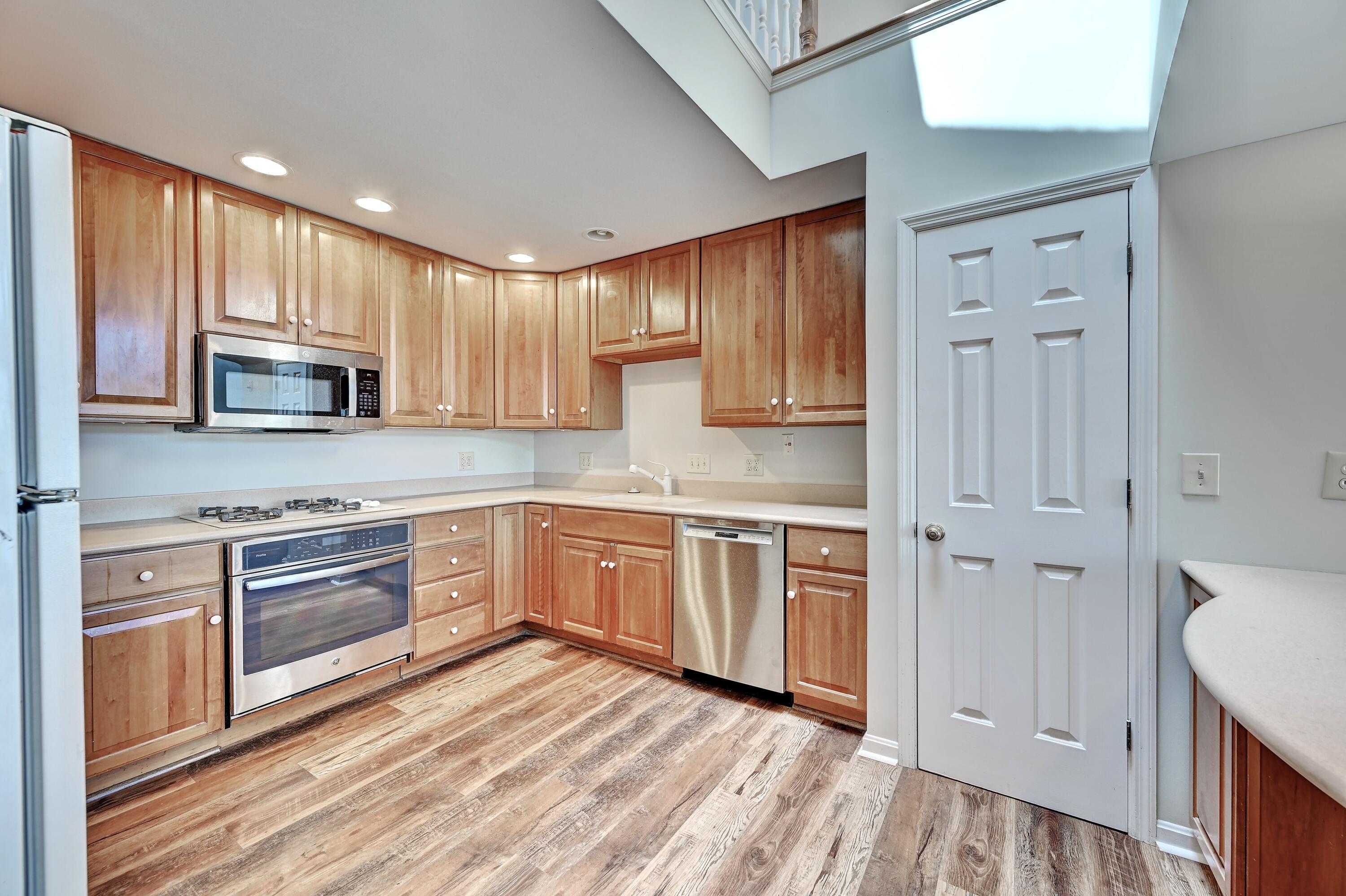 1226 Riverview Place Property Photo 28