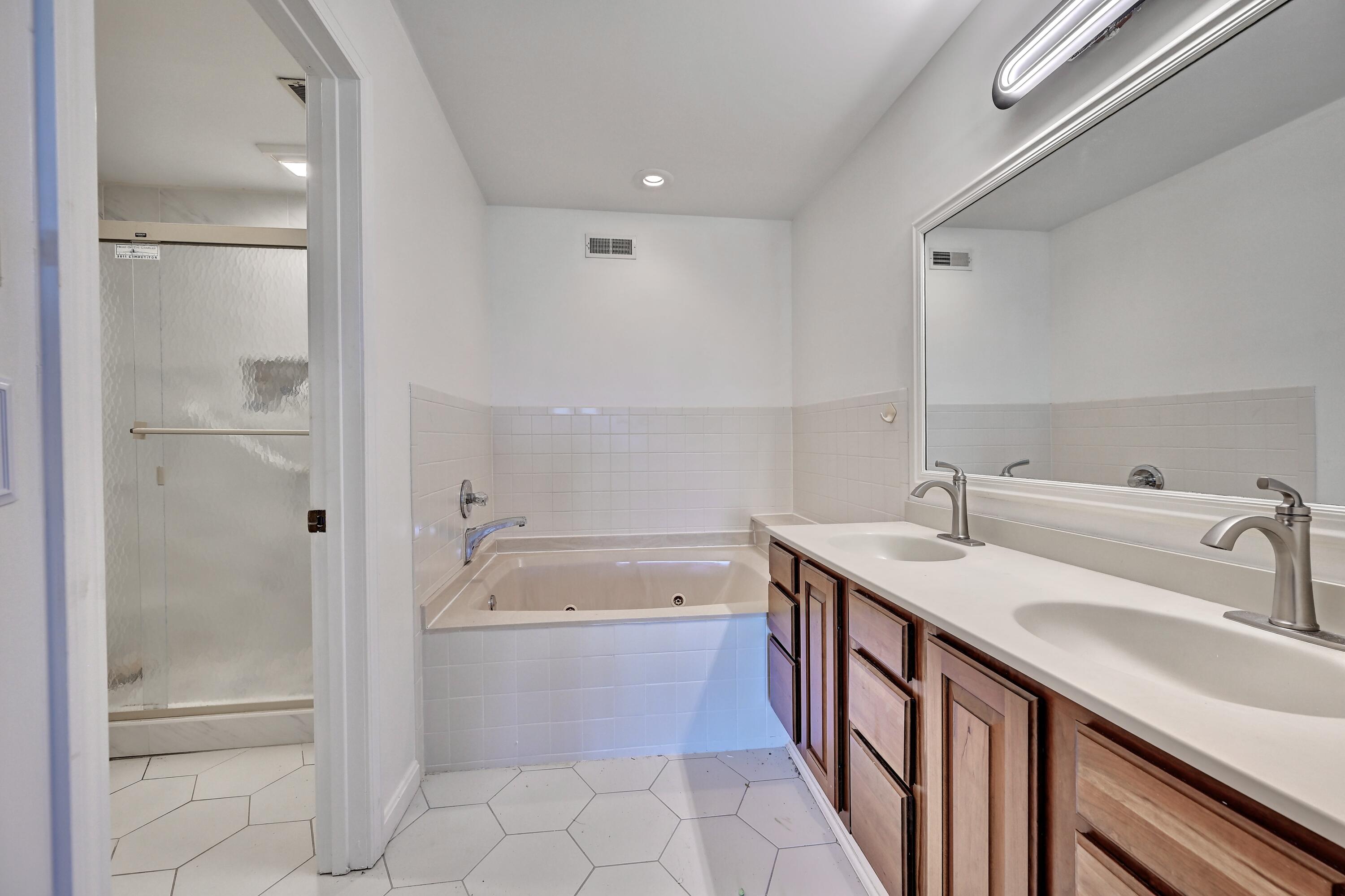 1226 Riverview Place Property Photo 42
